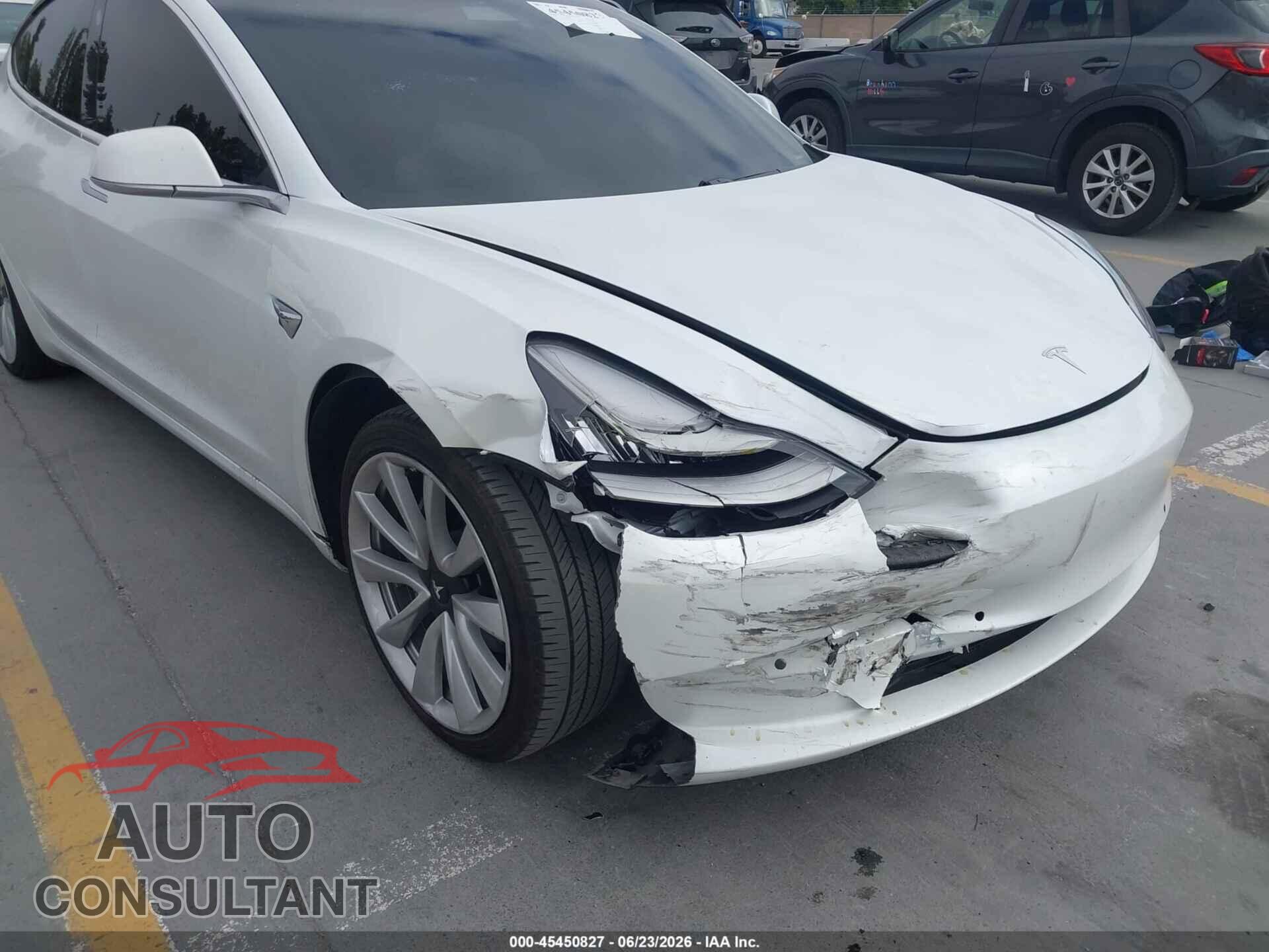 TESLA MODEL 3 2018 - 5YJ3E1EA4JF164585