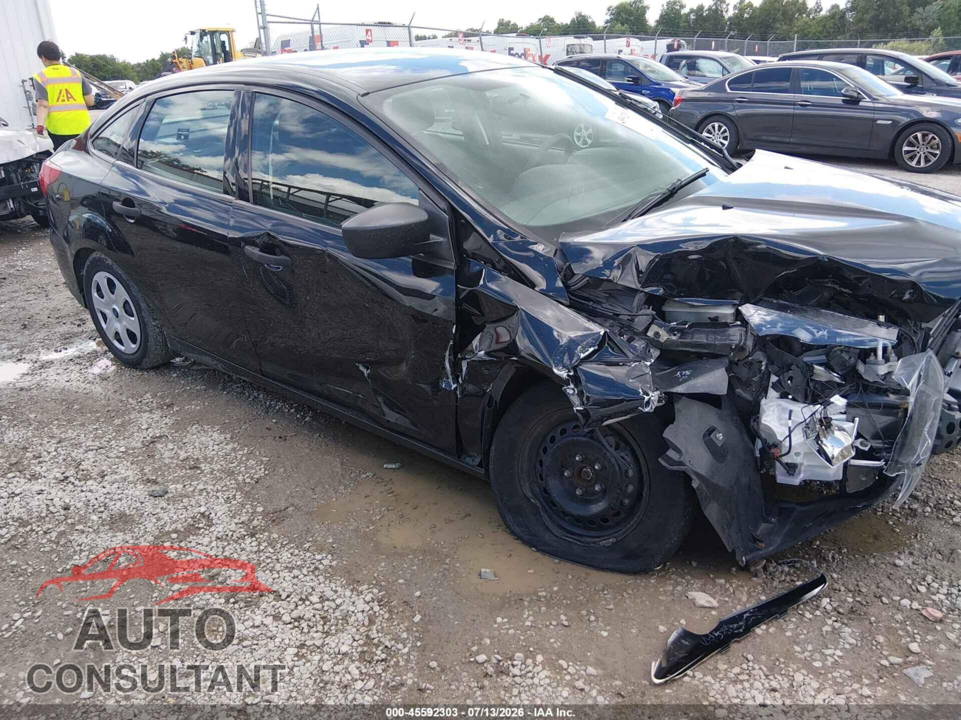 FORD FOCUS 2017 - 1FADP3E24HL283284