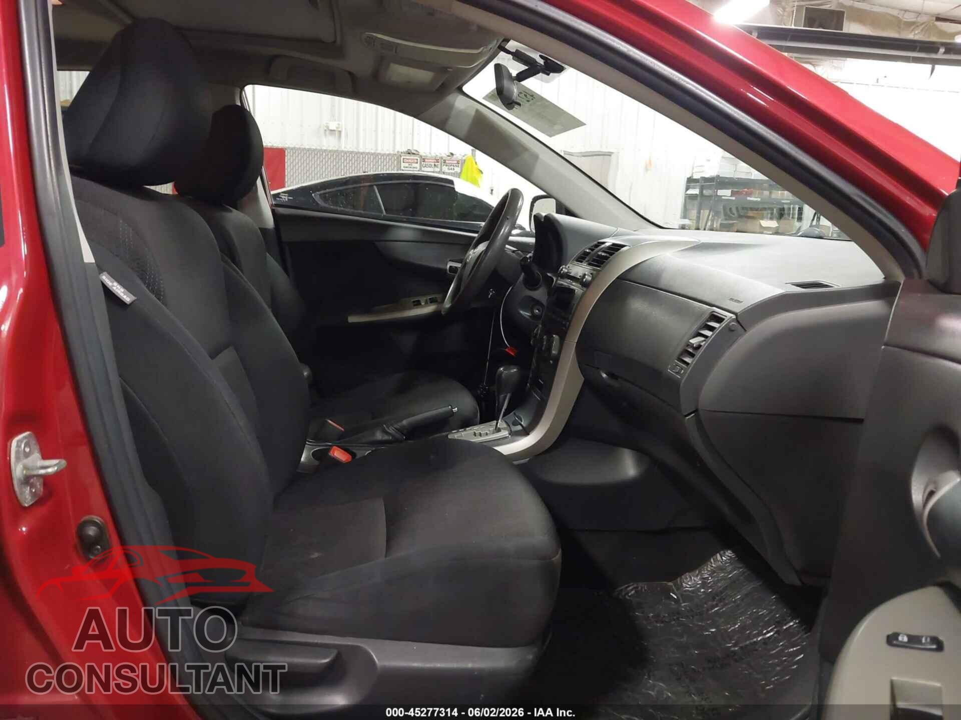 TOYOTA COROLLA 2011 - 2T1BU4EE5BC648323