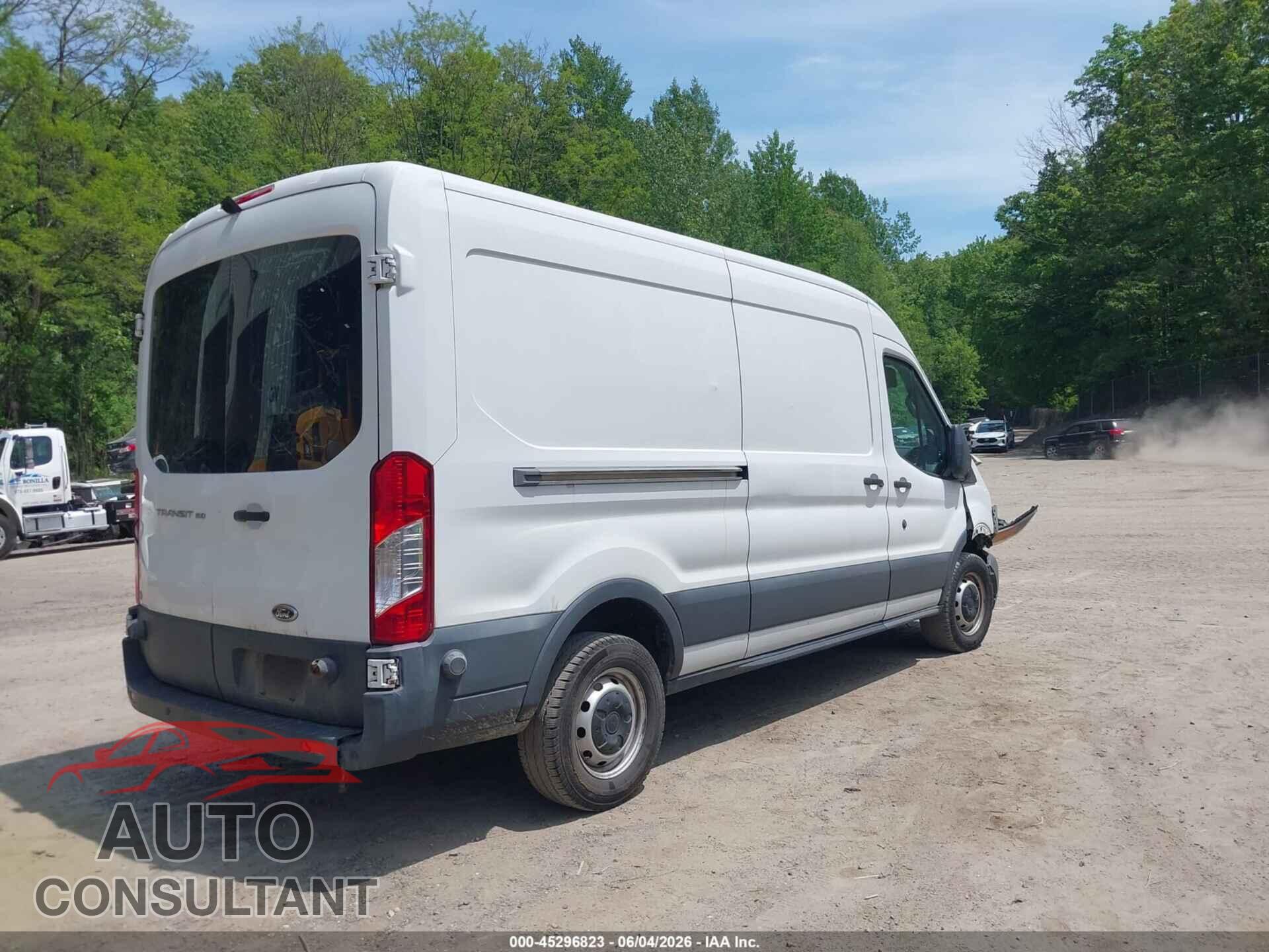 FORD TRANSIT-150 2015 - 1FTNE2CM7FKA07624