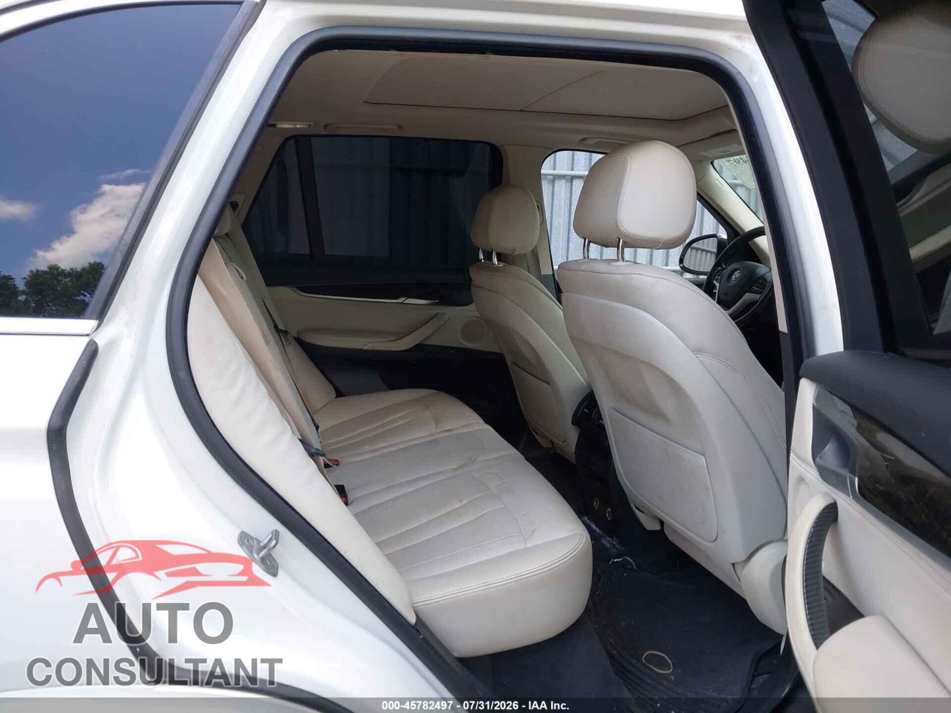 BMW X5 2014 - 5UXKR0C51E0C28362