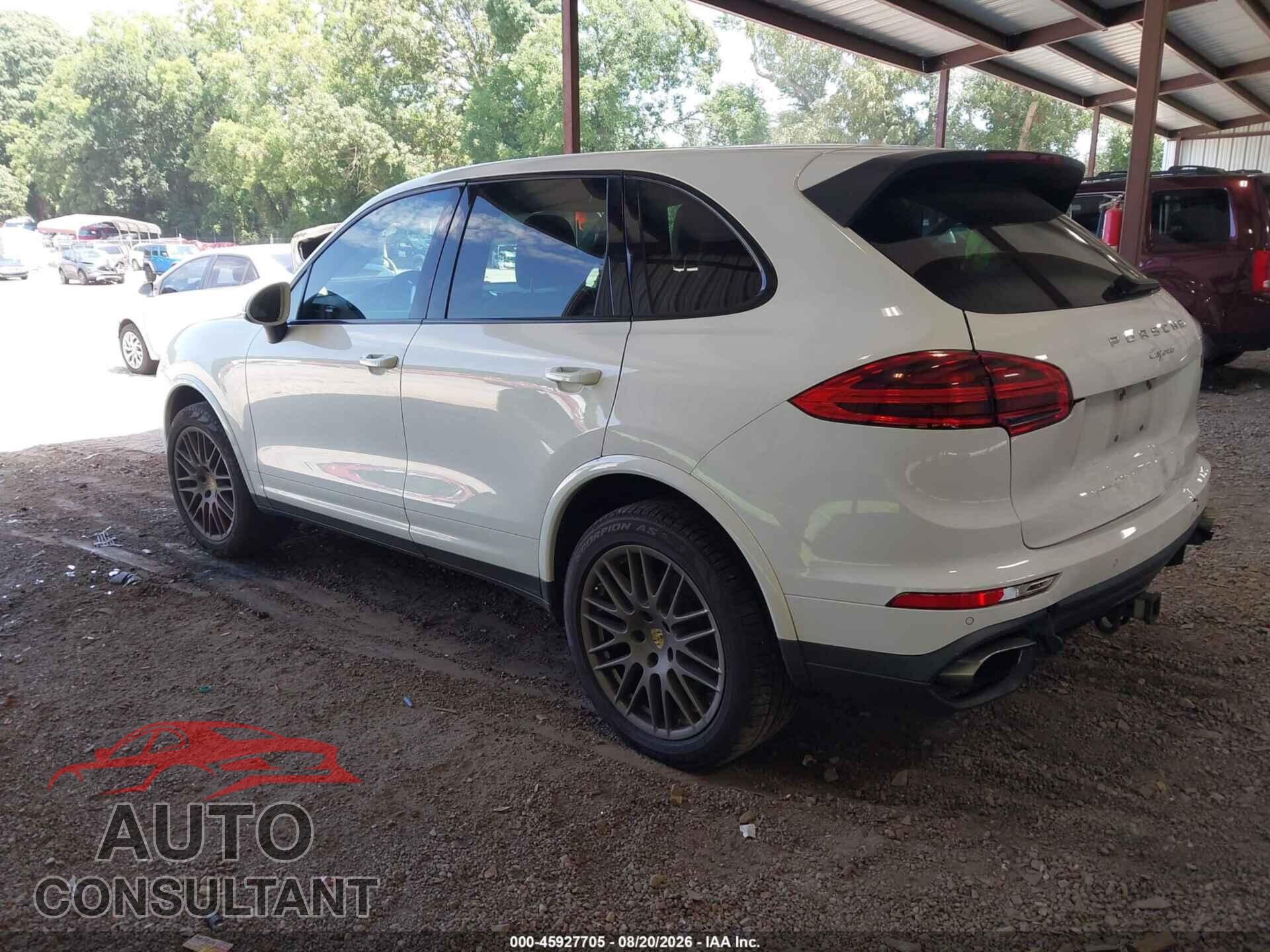 PORSCHE CAYENNE 2017 - WP1AA2A22HKA87833