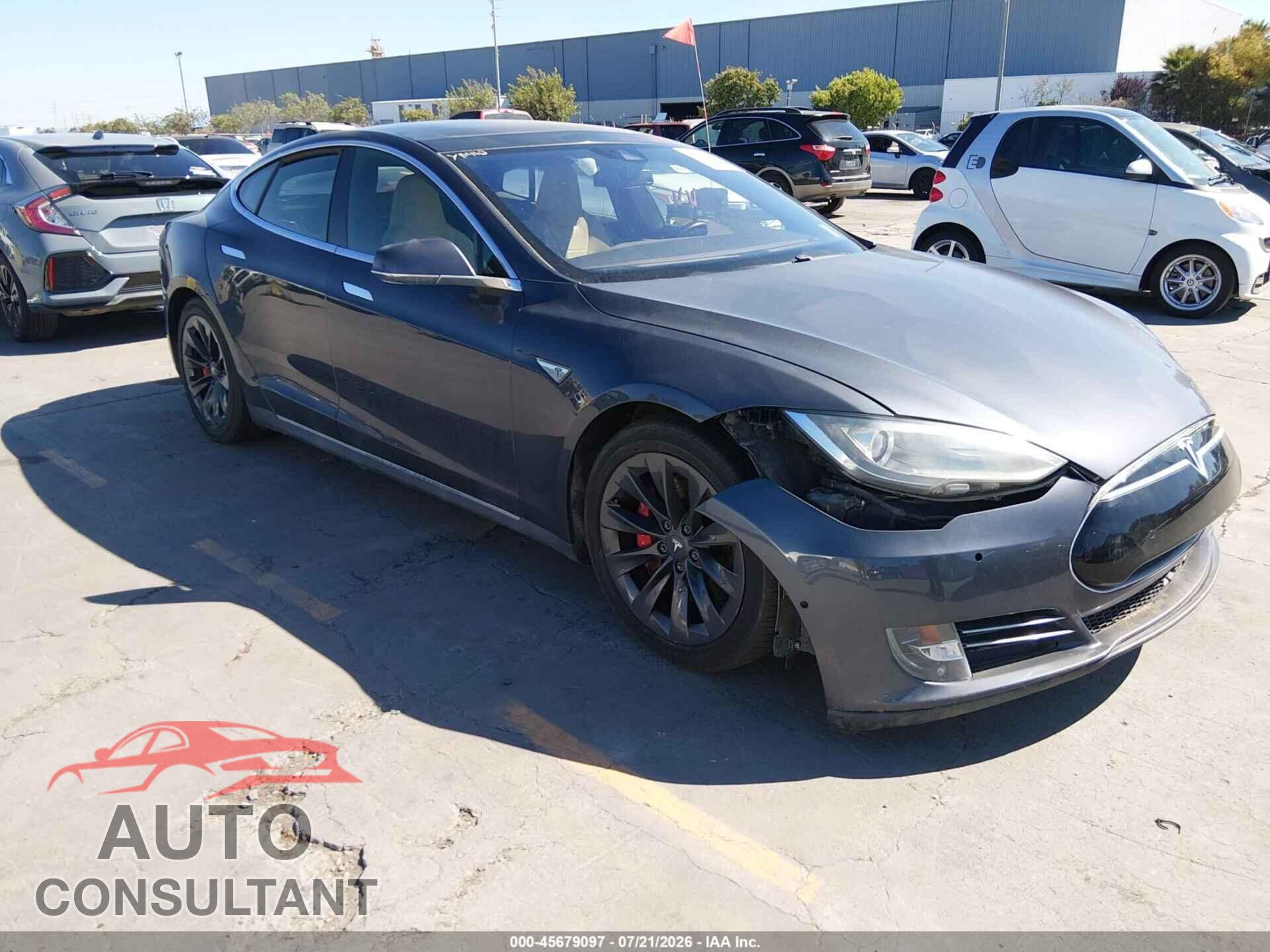 TESLA MODEL S 2015 - 5YJSA1E44FF103892