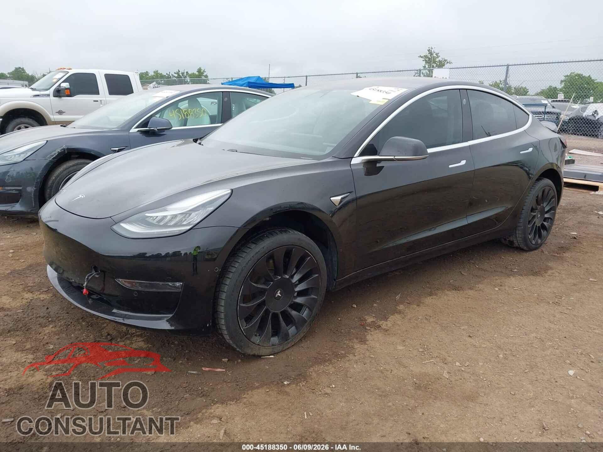 TESLA MODEL 3 2018 - 5YJ3E1EA0JF028051