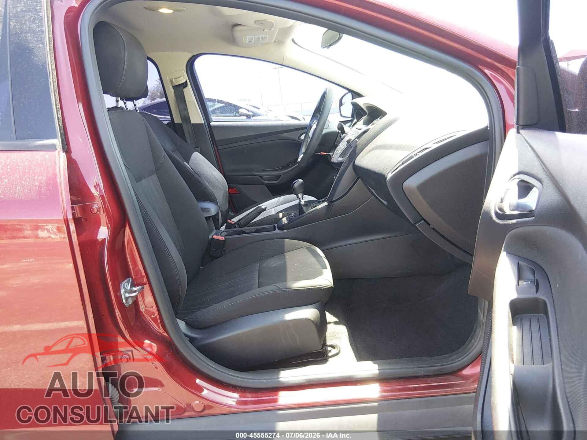 FORD FOCUS 2017 - 1FADP3FE2HL303959