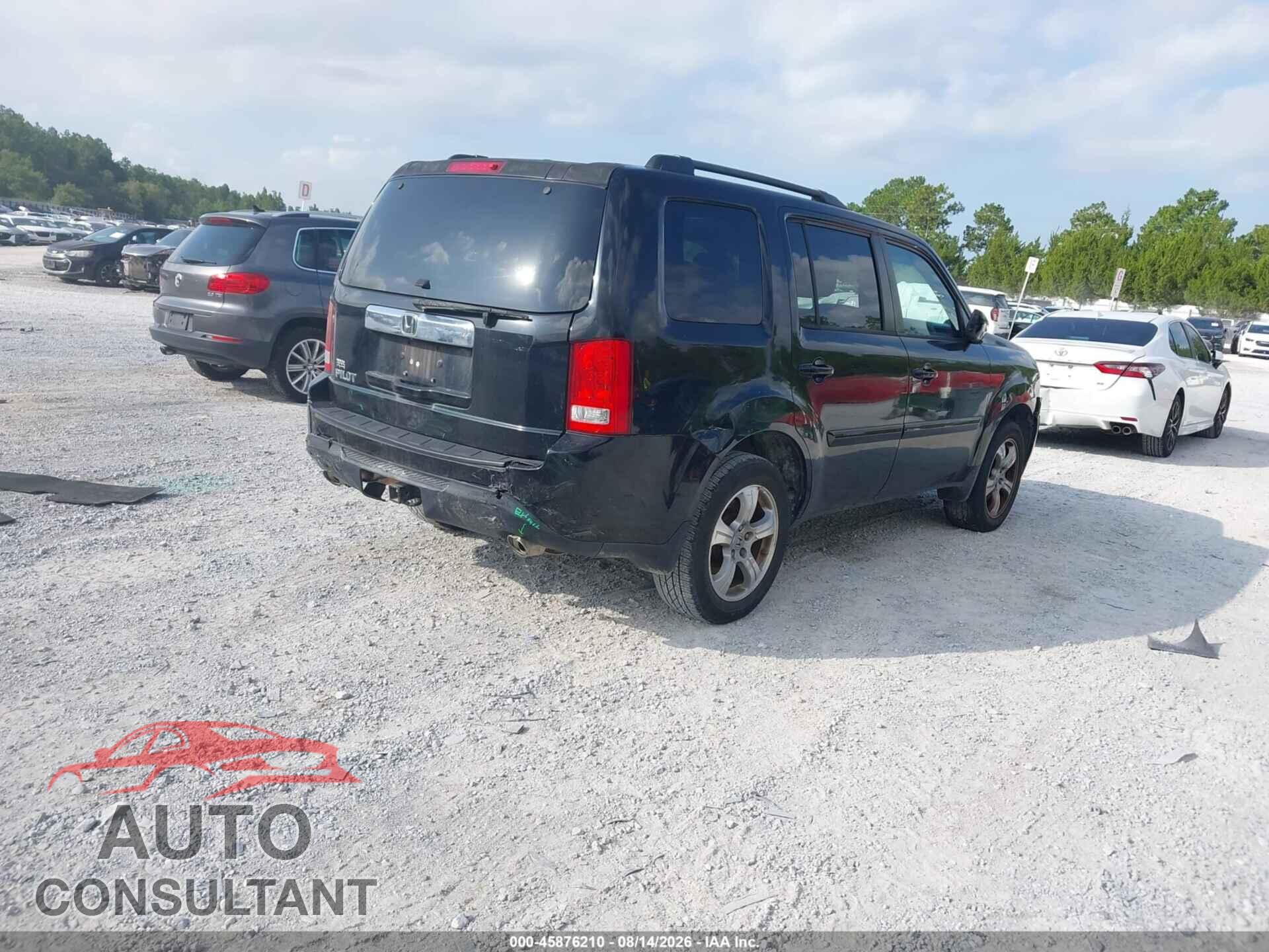 HONDA PILOT 2015 - 5FNYF3H53FB015573