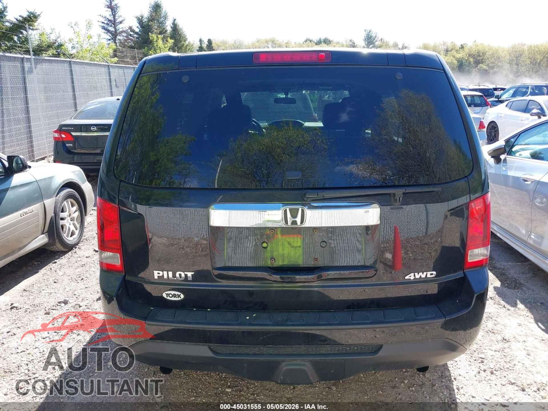 HONDA PILOT 2013 - 5FNYF4H28DB071727