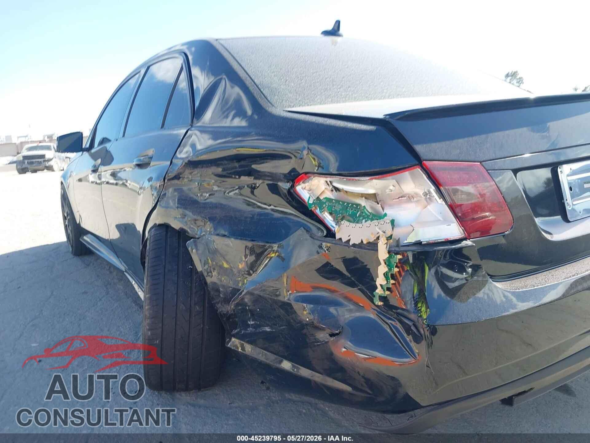 MERCEDES-BENZ E 350 2012 - WDDHF5KB7CA632348