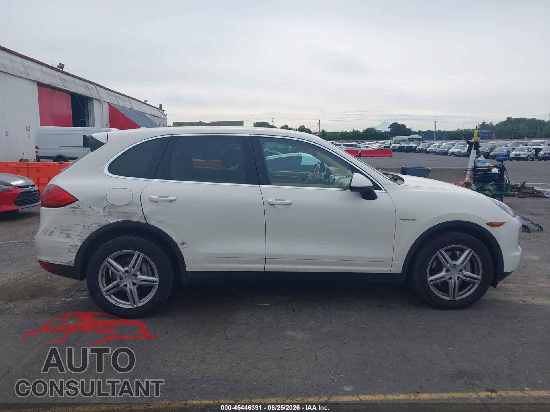 PORSCHE CAYENNE HYBRID 2011 - WP1AE2A27BLA91592