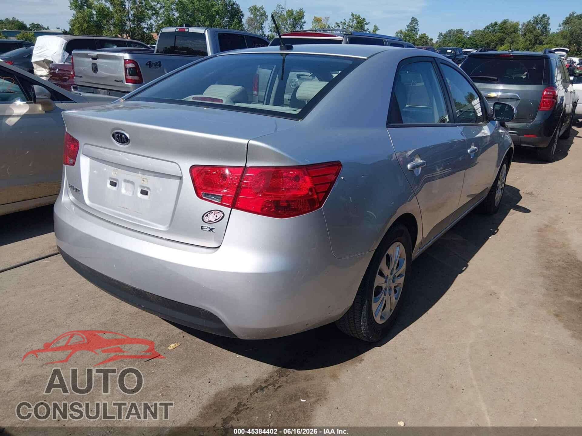 KIA FORTE 2011 - KNAFU4A20B5425825