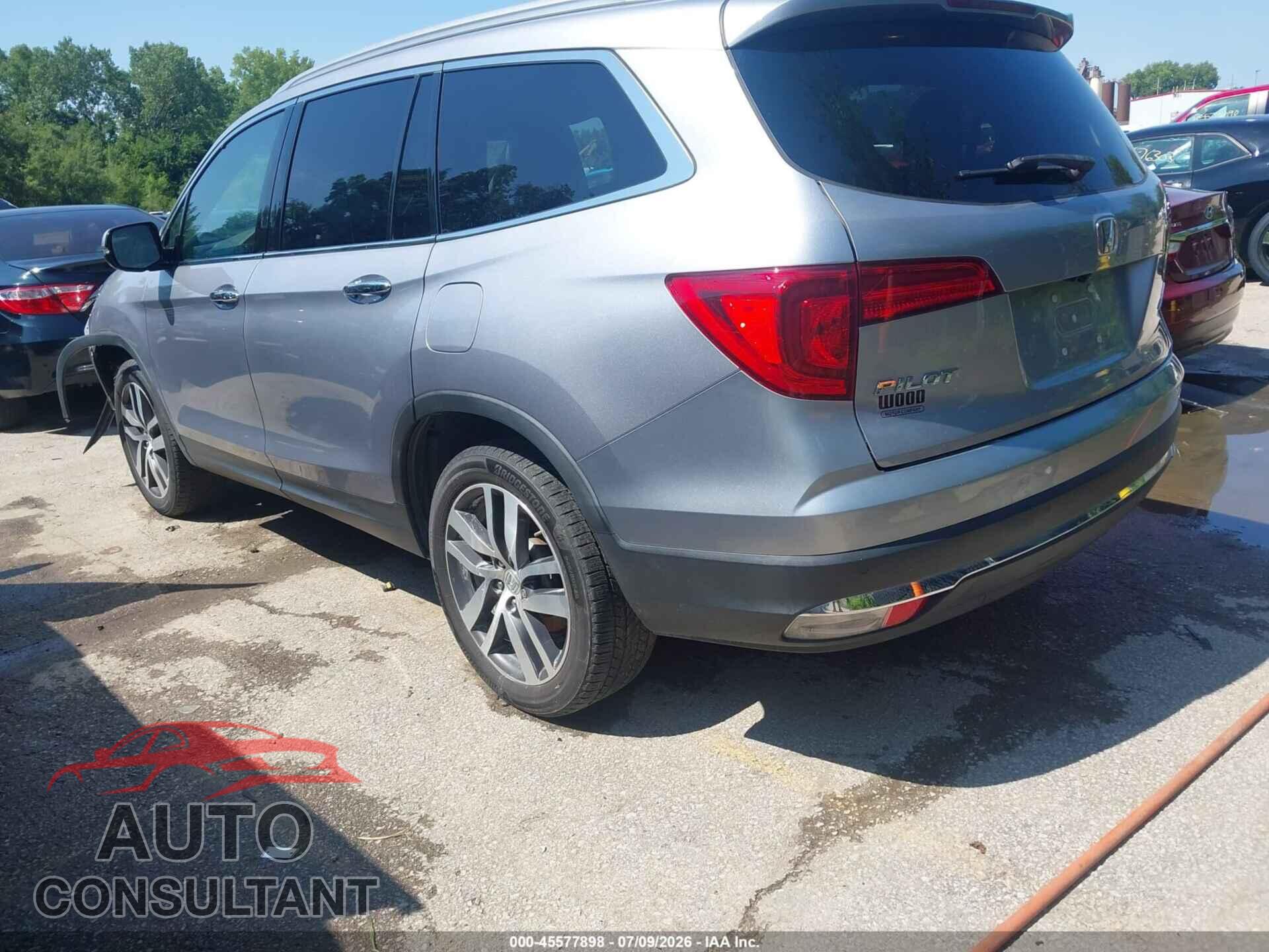 HONDA PILOT 2017 - 5FNYF6H04HB049112