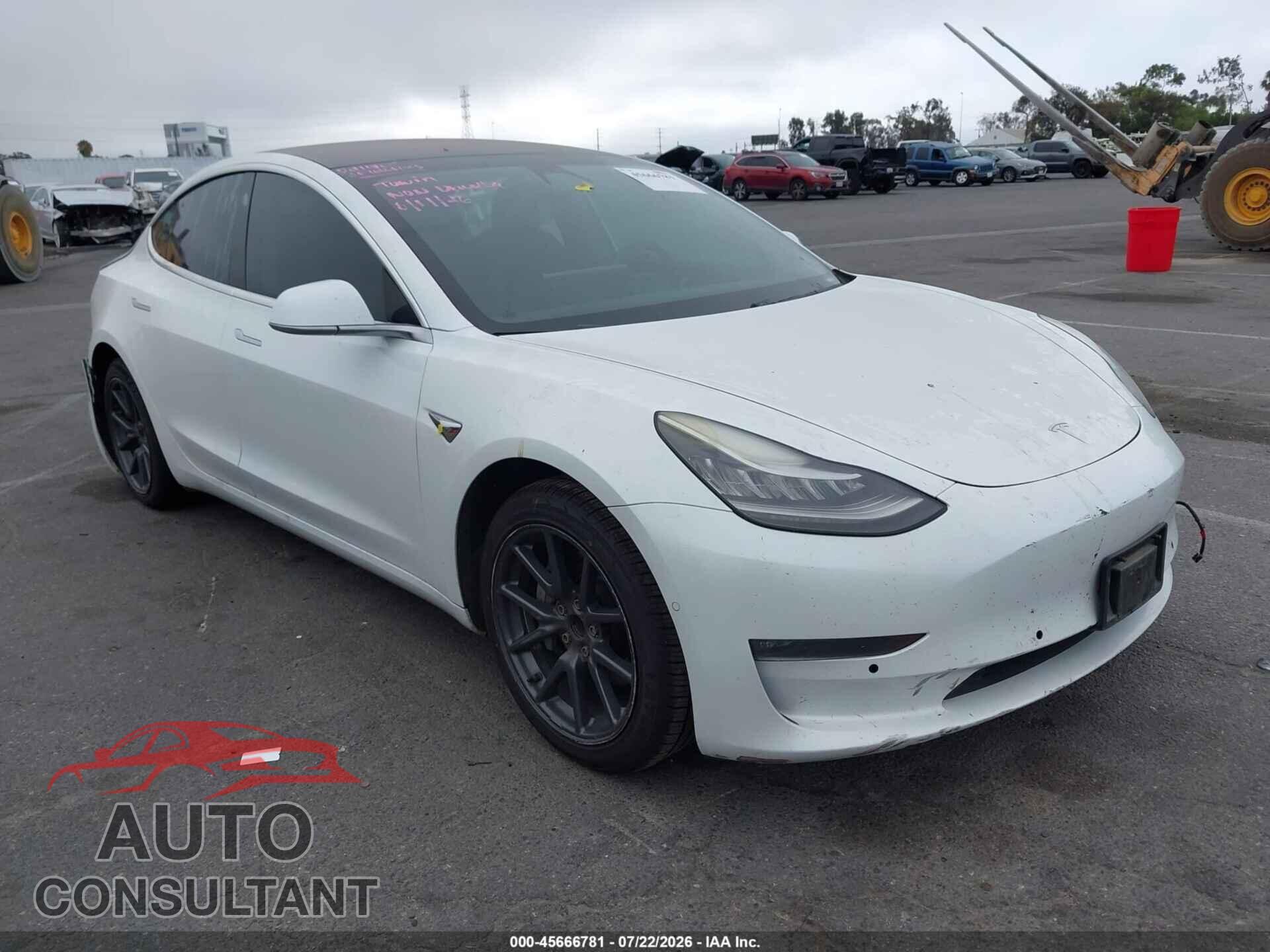 TESLA MODEL 3 2018 - 5YJ3E1EA3JF040677