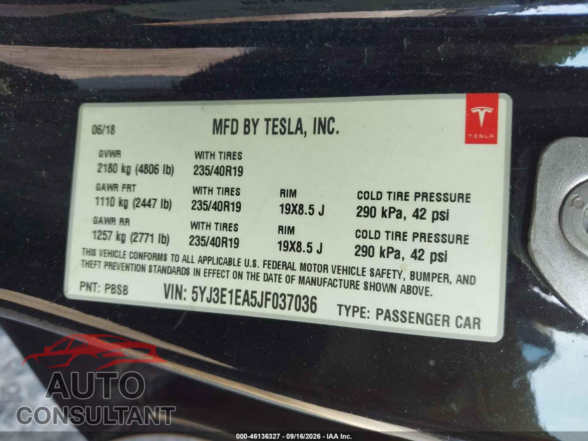 TESLA MODEL 3 2018 - 5YJ3E1EA5JF037036