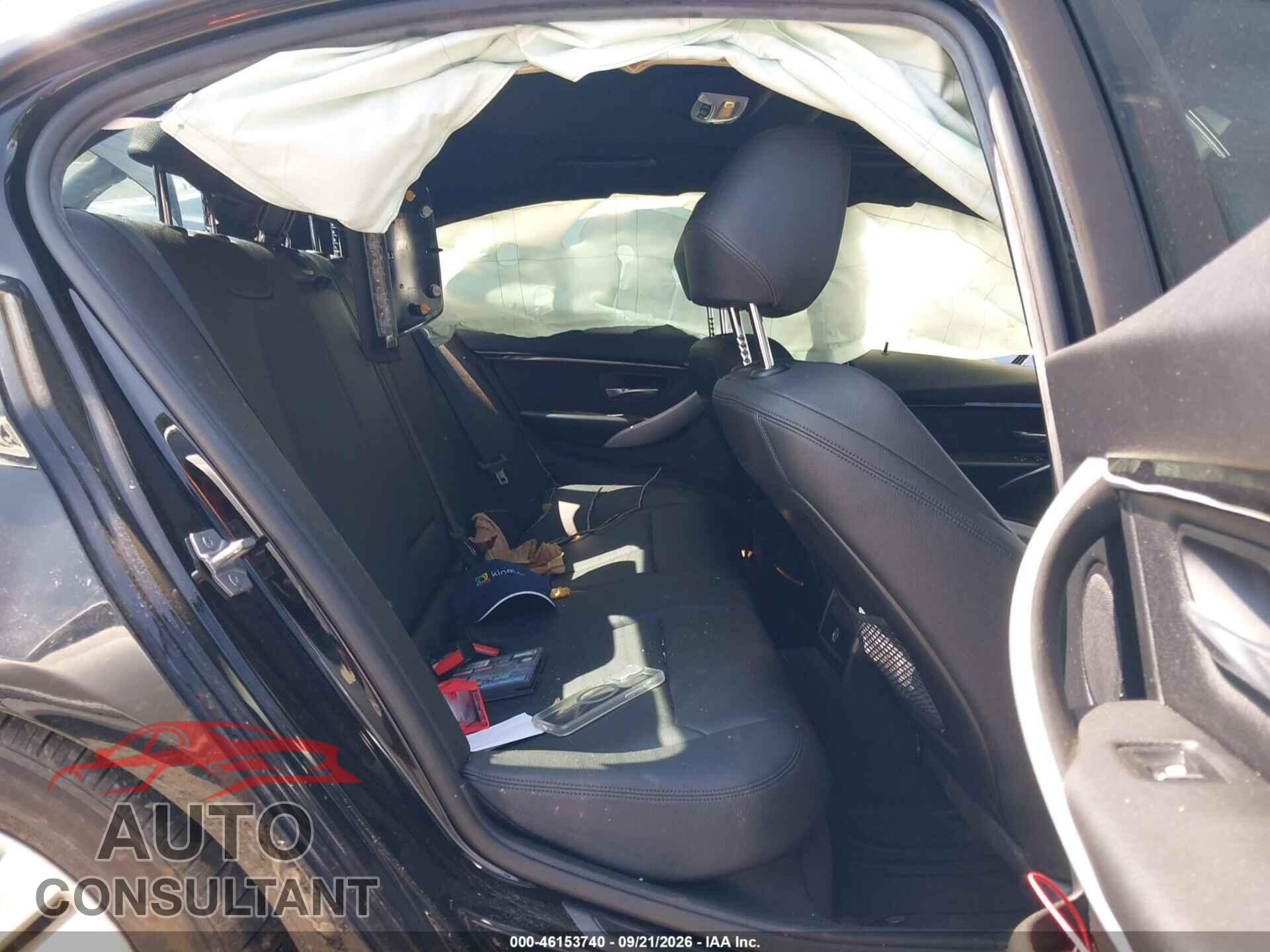 BMW 328I 2016 - WBA8E3G57GNU01255