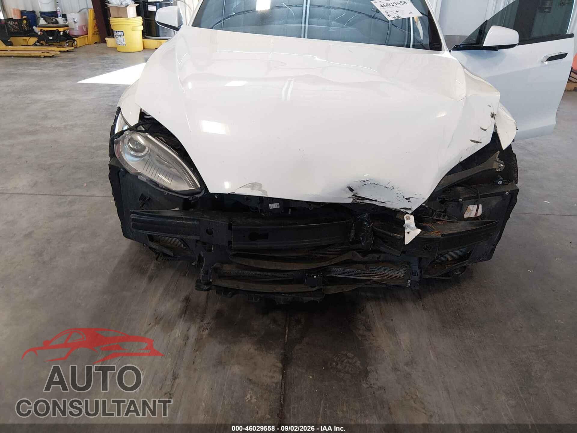 TESLA MODEL S 2015 - 5YJSA1E48FF117259
