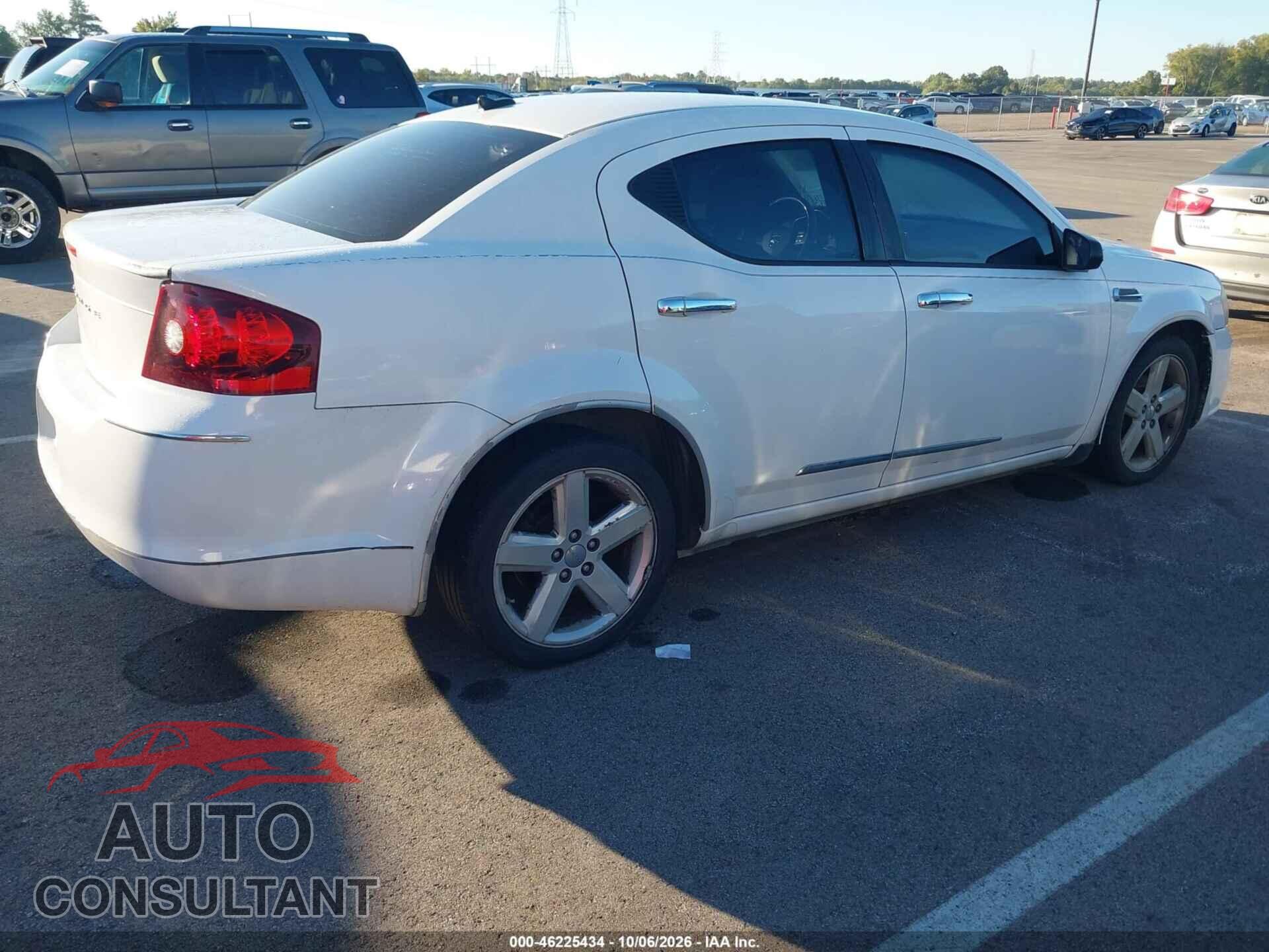 DODGE AVENGER 2013 - 1C3CDZAB5DN648565