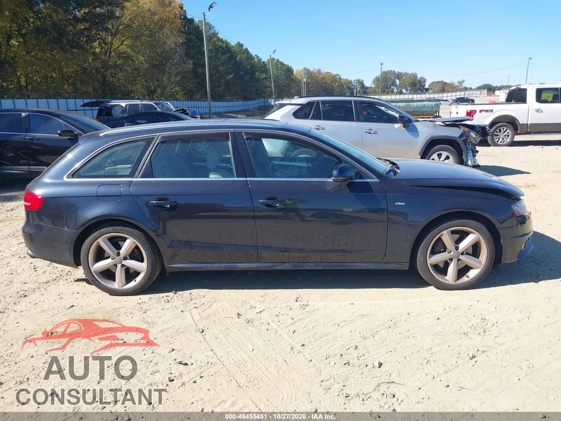 AUDI A4 2012 - WAUWFAFL1CA112933