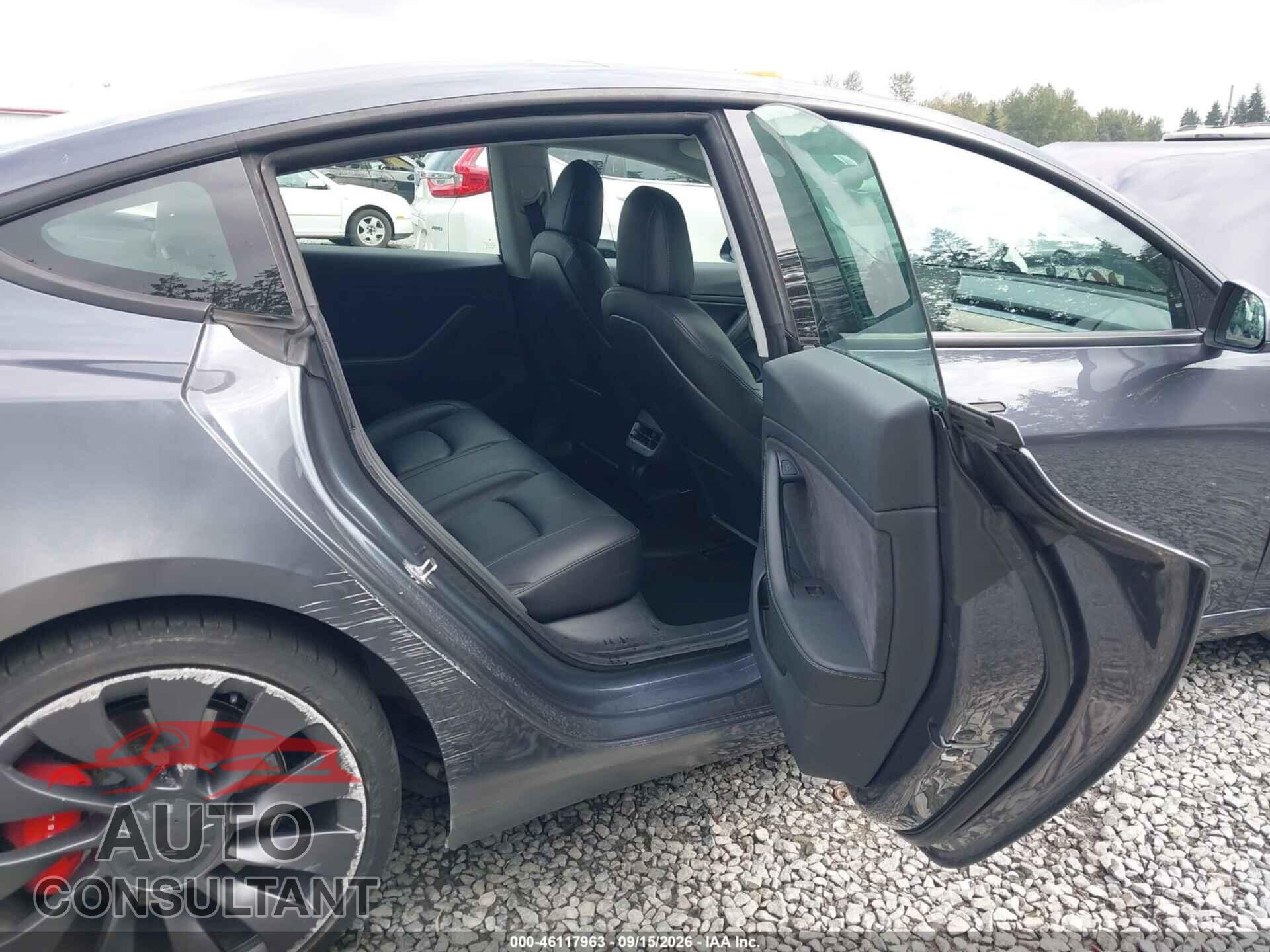 TESLA MODEL 3 2021 - 5YJ3E1EC1MF926051