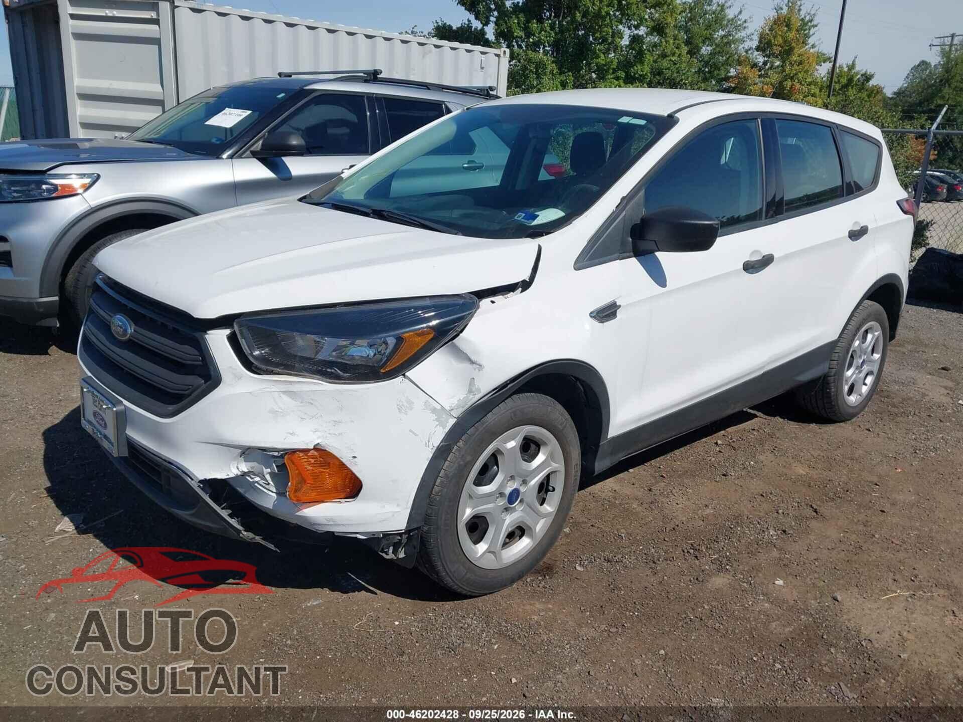 FORD ESCAPE 2018 - 1FMCU0F7XJUC62880