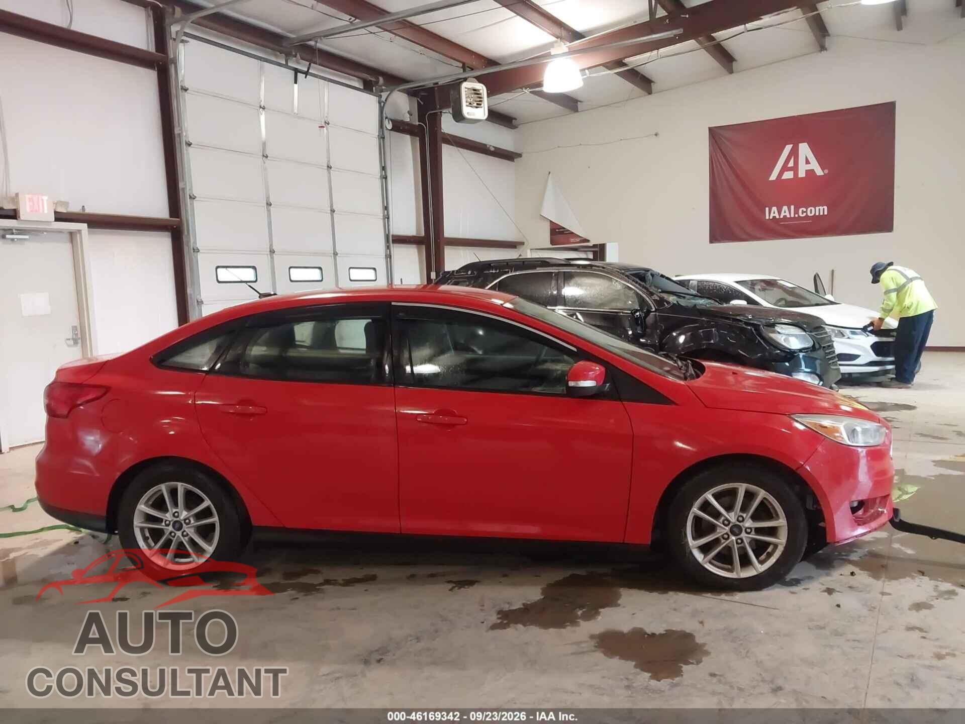 FORD FOCUS 2016 - 1FADP3F2XGL303986