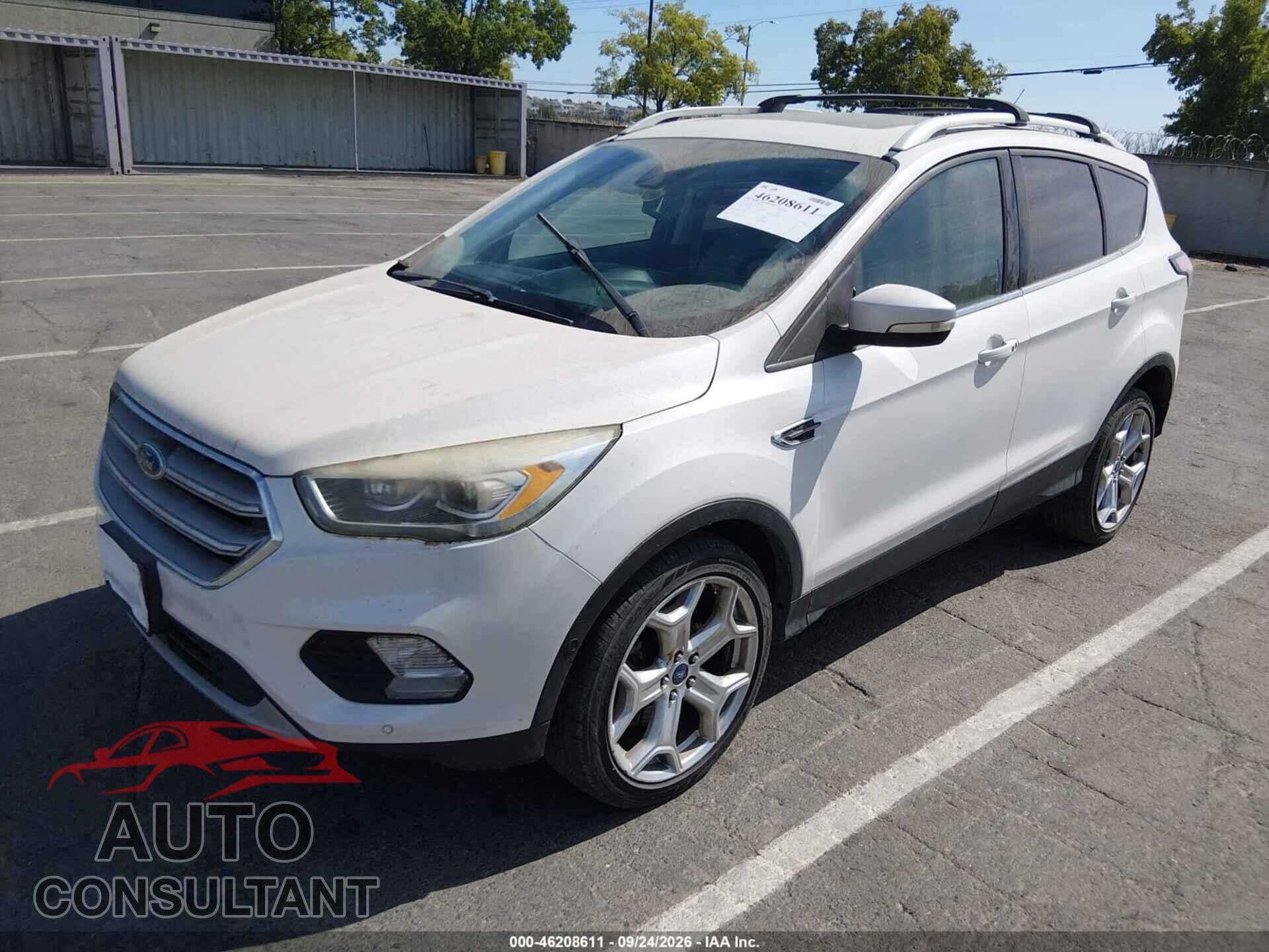 FORD ESCAPE 2017 - 1FMCU9JD0HUE32143