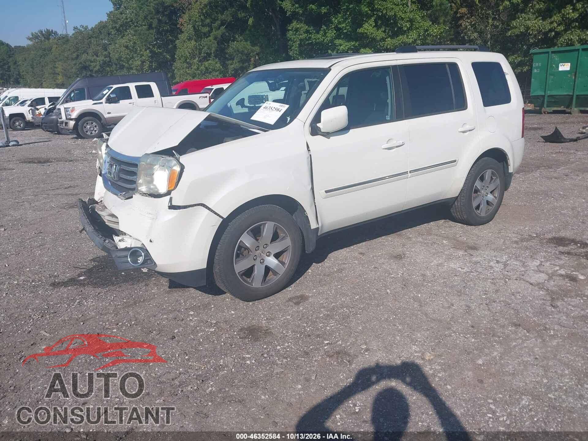 HONDA PILOT 2015 - 5FNYF4H94FB071353