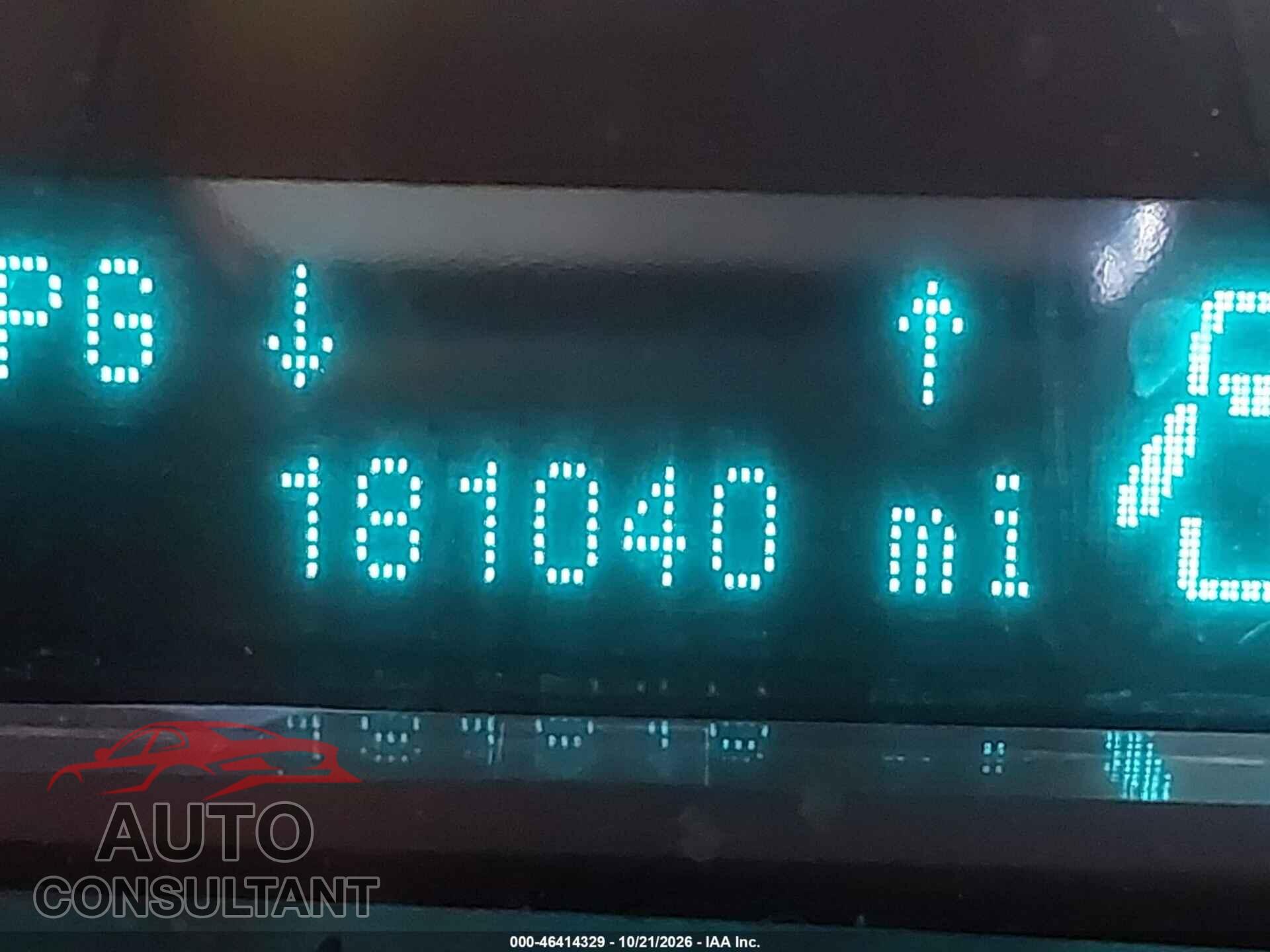 FORD TAURUS 2011 - 1FAHP2FW7BG102675