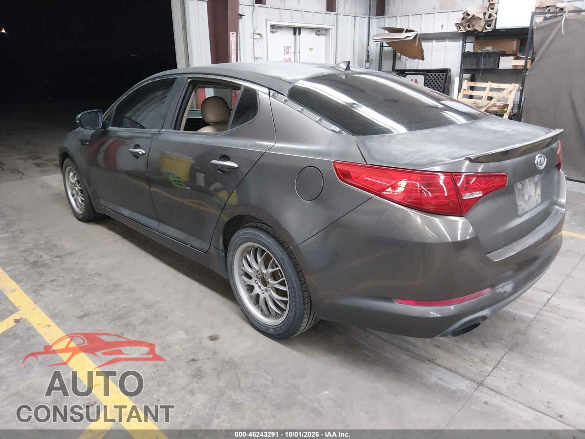 KIA OPTIMA 2011 - KNAGM4A79B5158152