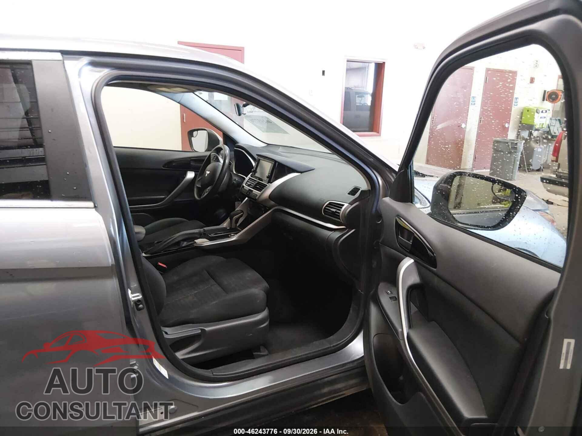 MITSUBISHI ECLIPSE CROSS 2018 - JA4AT3AA9JZ047328