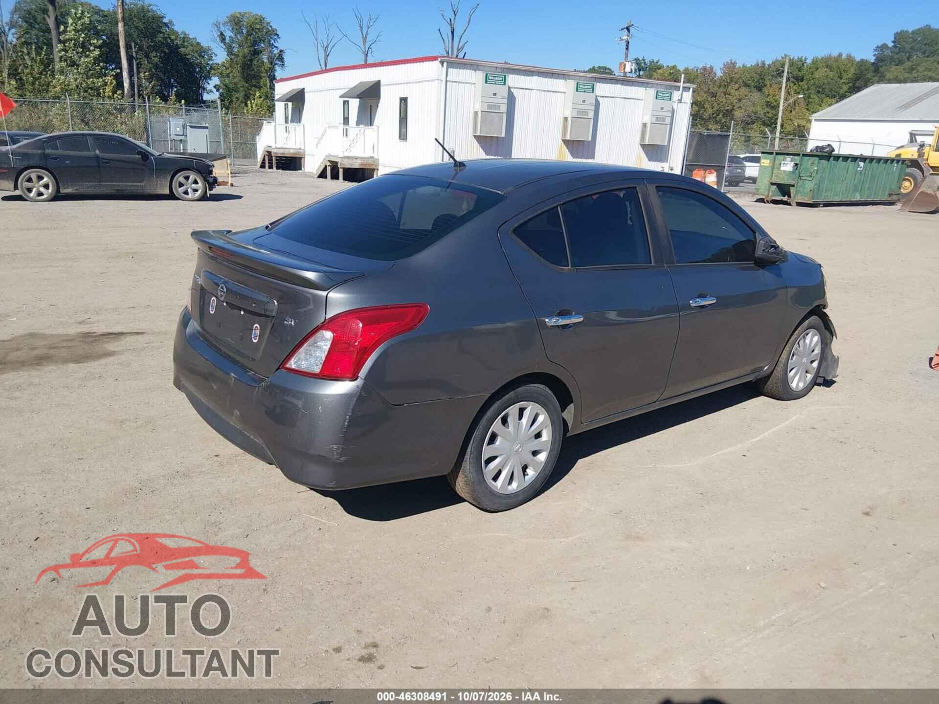 NISSAN VERSA 2019 - 3N1CN7AP3KL881207