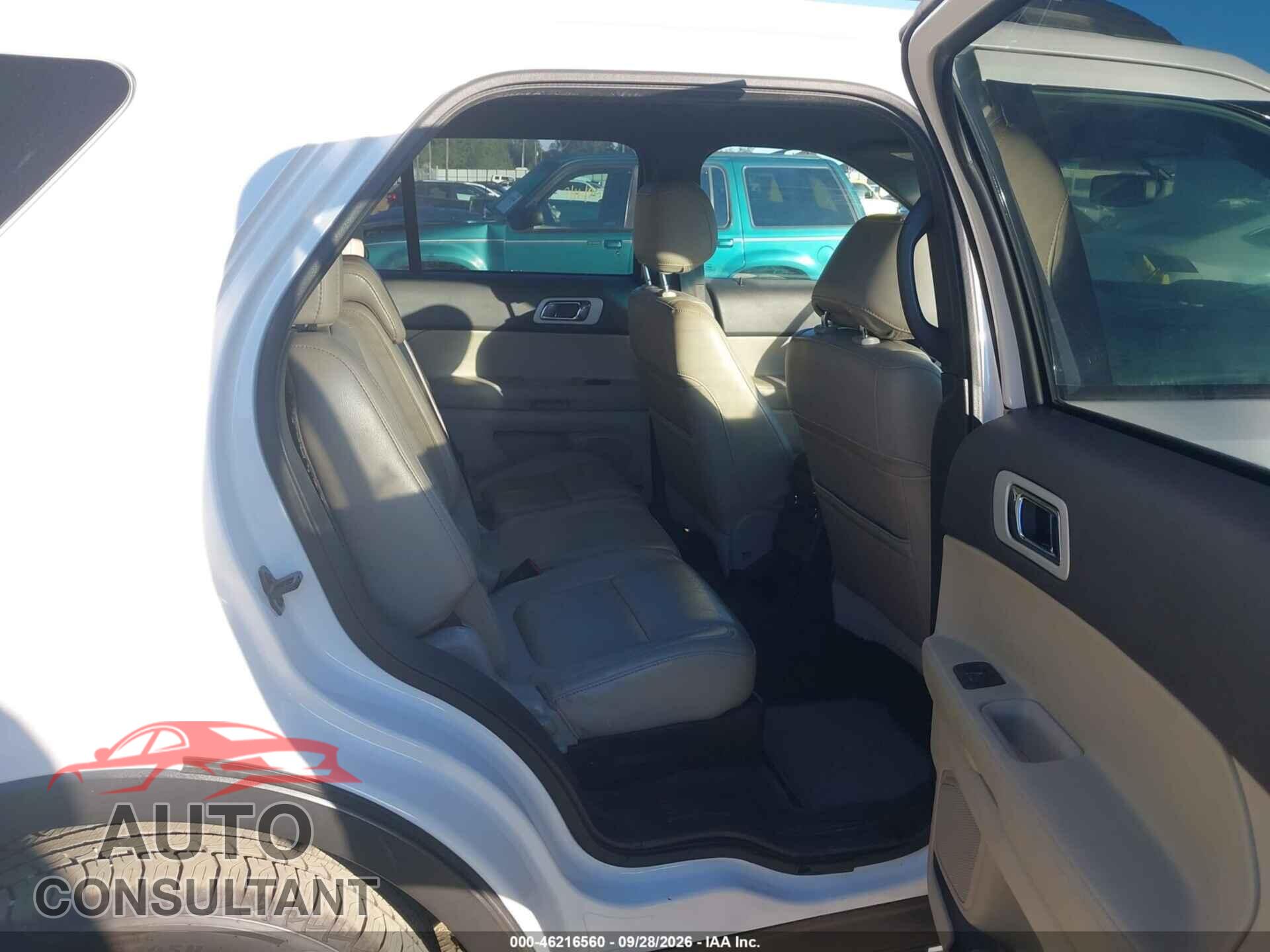 FORD EXPLORER 2015 - 1FM5K7D89FGA24351