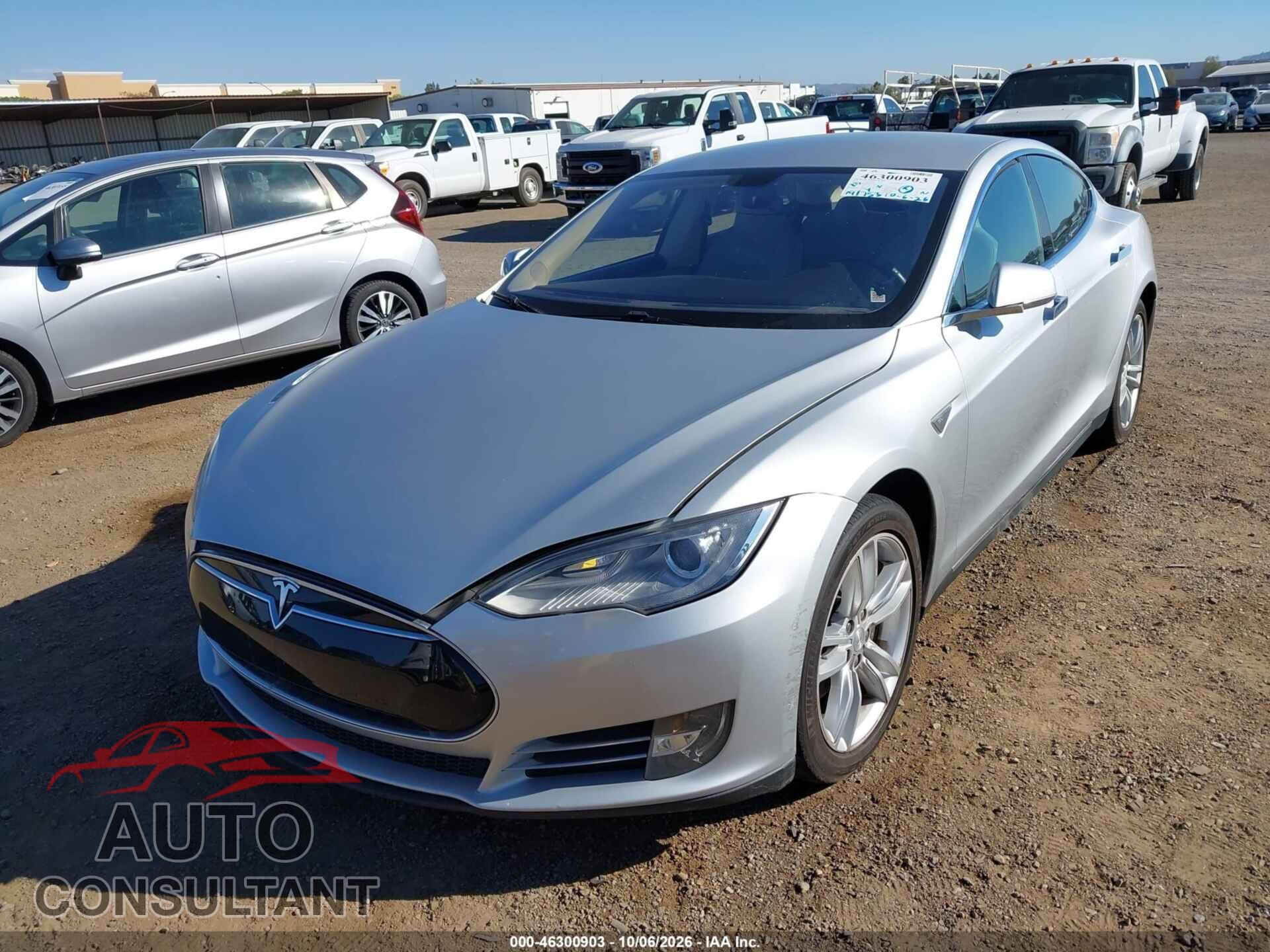 TESLA MODEL S 2013 - 5YJSA1CN0DFP19792
