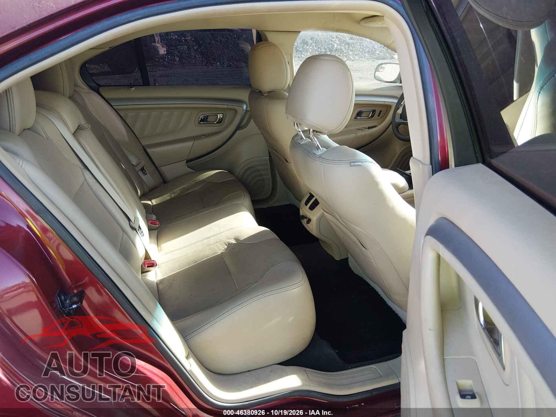 FORD TAURUS 2015 - 1FAHP2E89FG157086