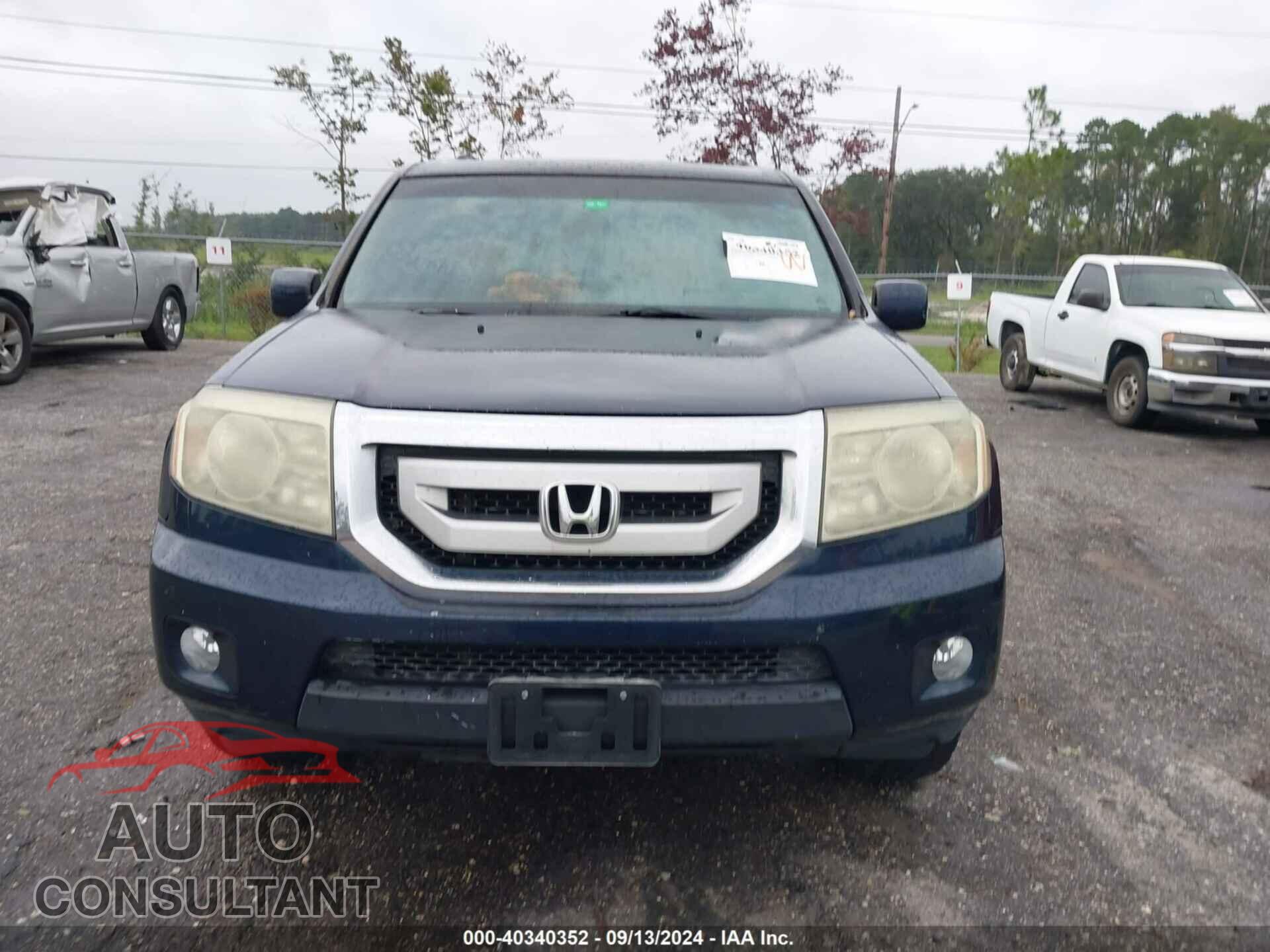 HONDA PILOT 2011 - 5FNYF4H53BB030011
