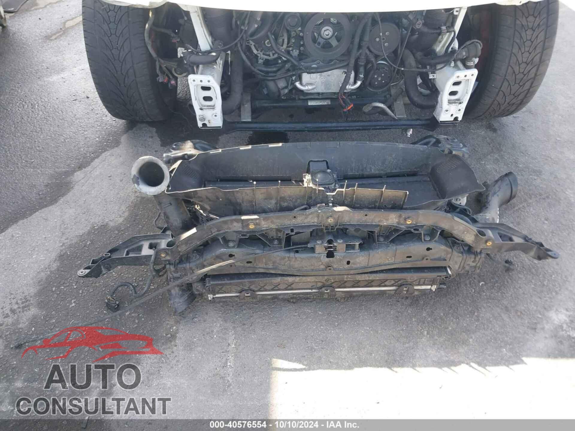 PORSCHE CAYENNE 2016 - WP1AC2A28GLA88150