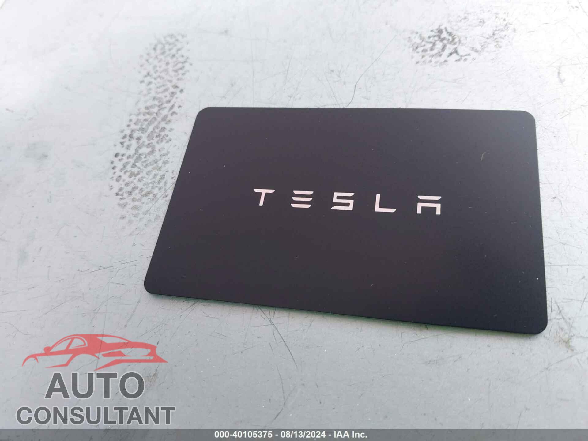 TESLA MODEL 3 2024 - 5YJ3E1EA0RF742466