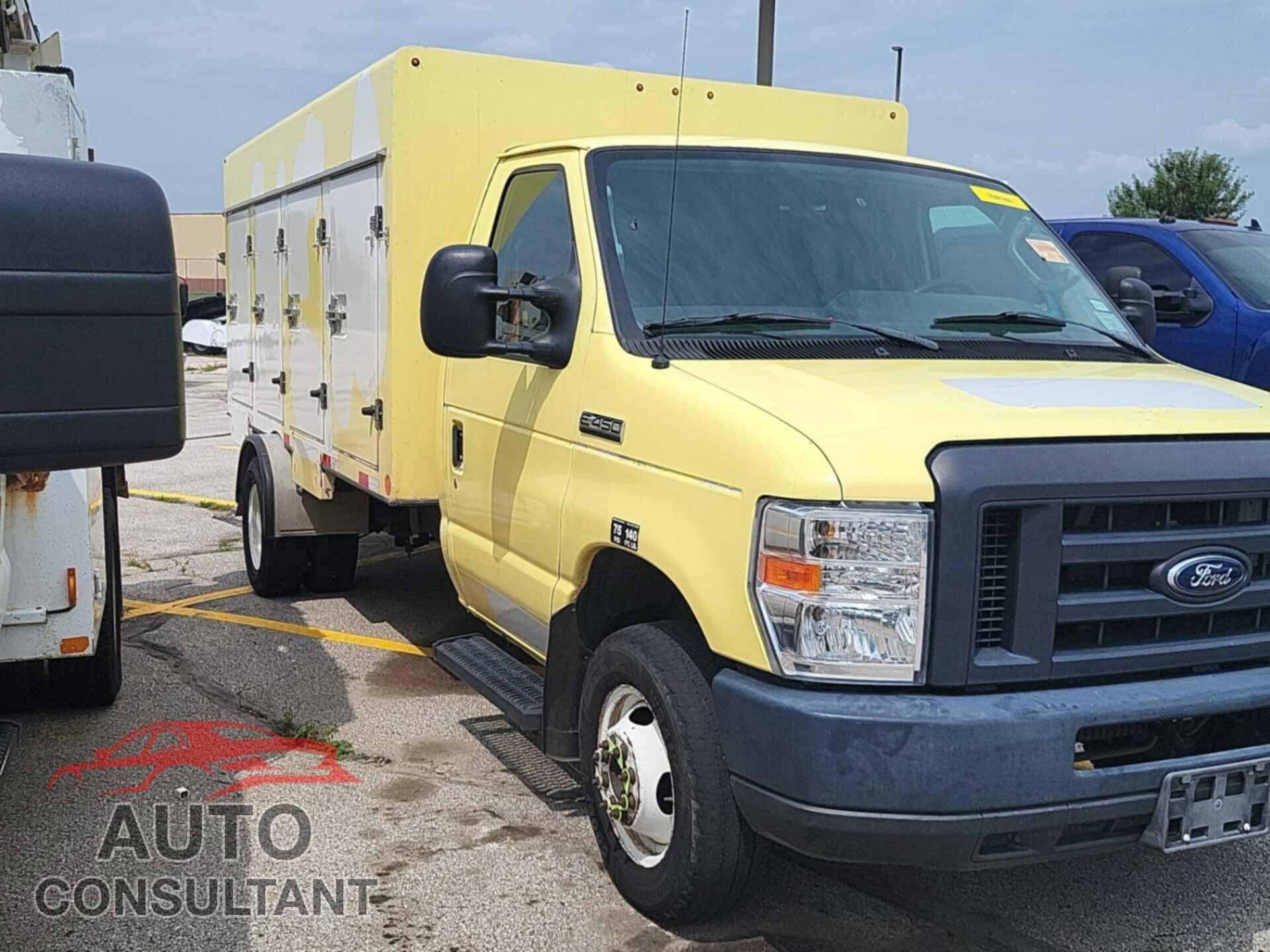 FORD ECONOLINE 2017 - 1FDXE4FS3HDC69061