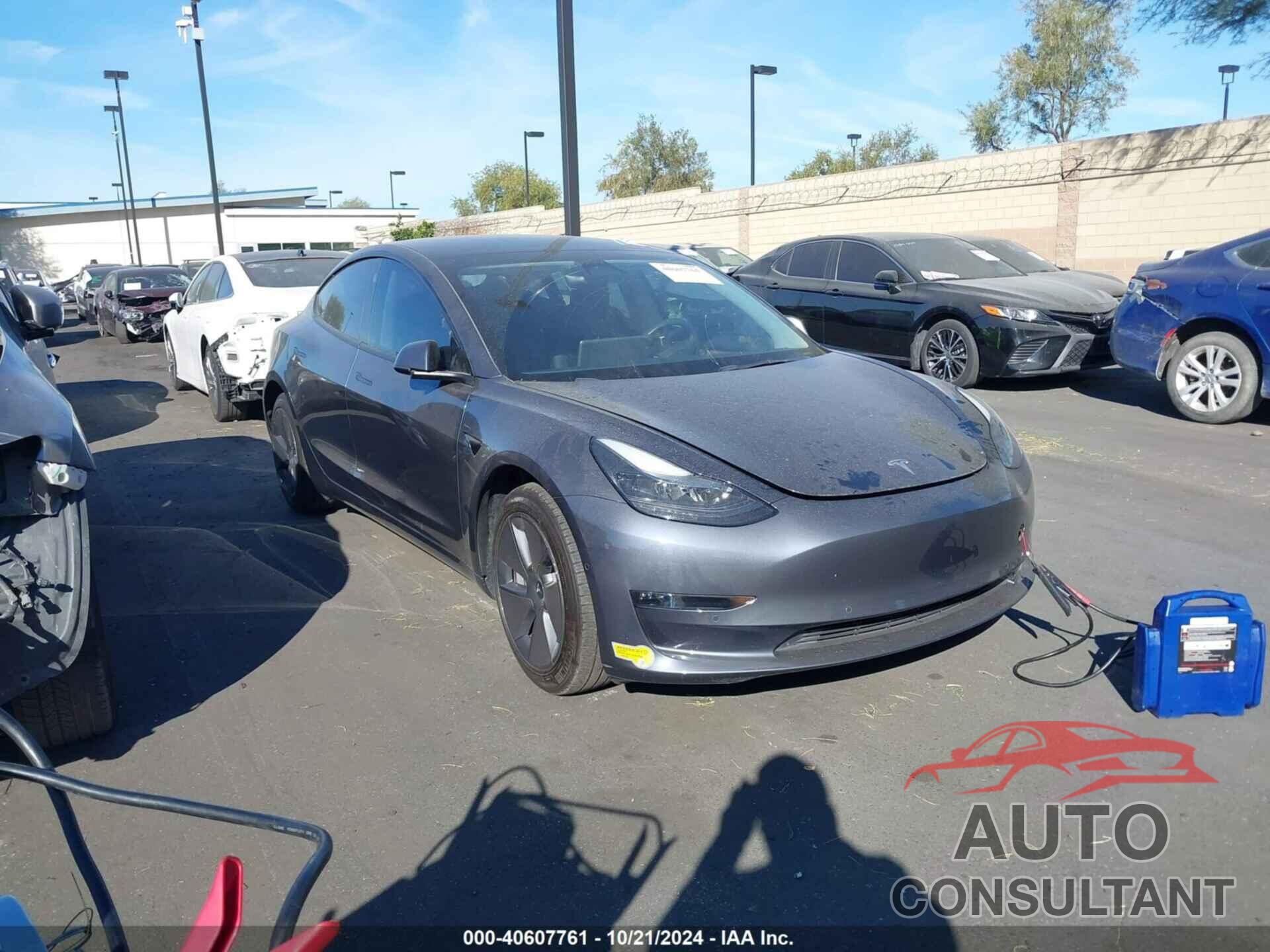 TESLA MODEL 3 2022 - 5YJ3E1EB0NF228569