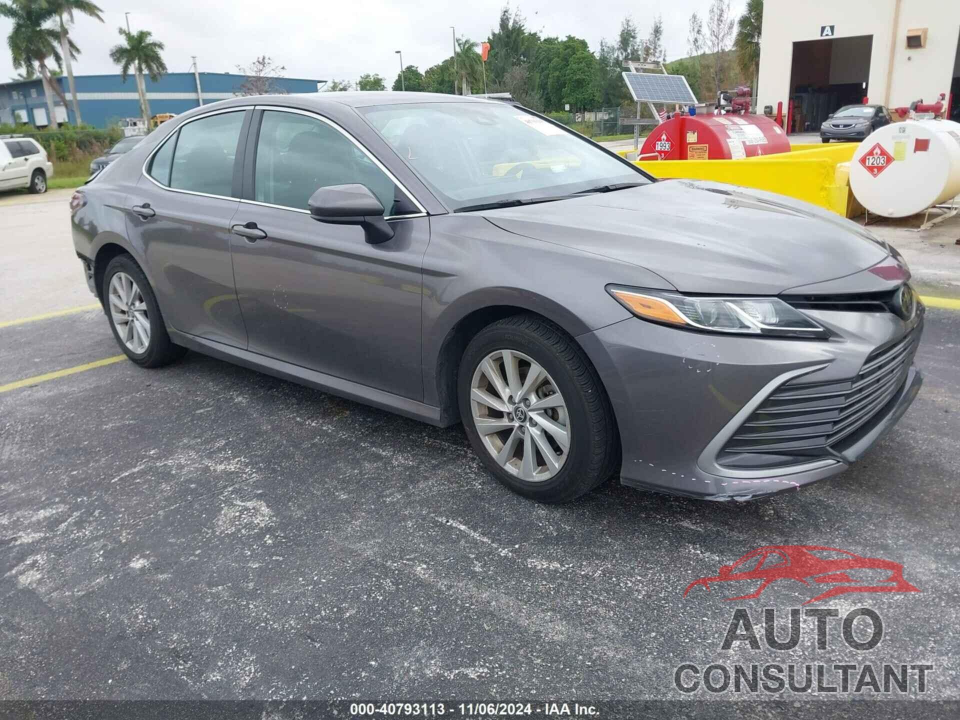 TOYOTA CAMRY 2023 - 4T1C11AK0PU111002
