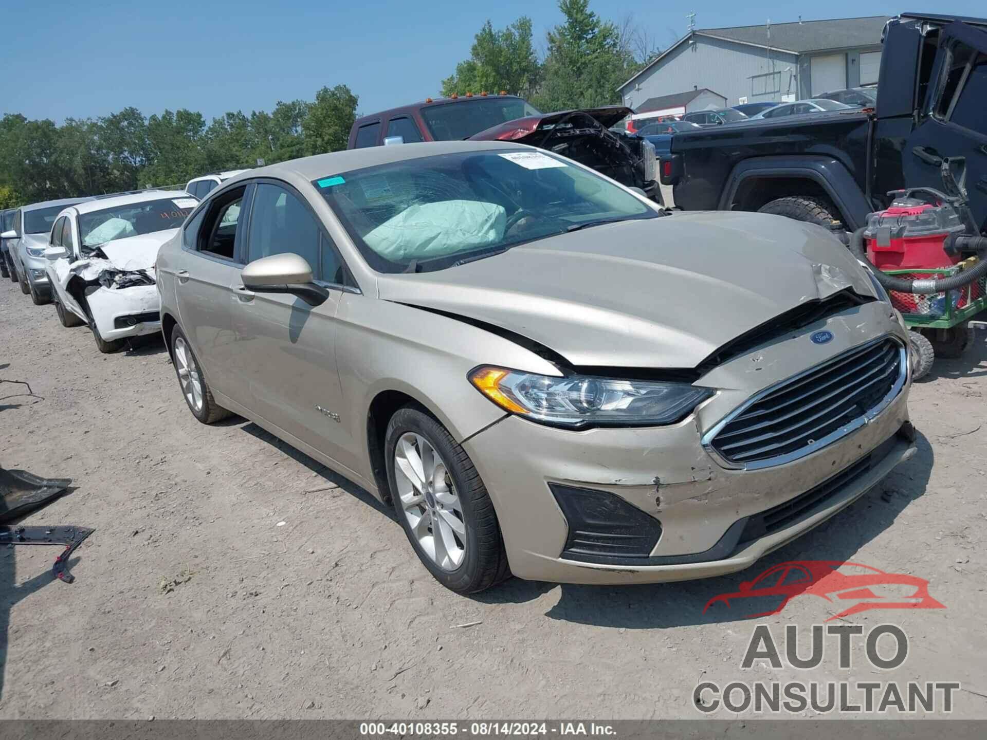 FORD FUSION HYBRID 2019 - 3FA6P0LU1KR214816