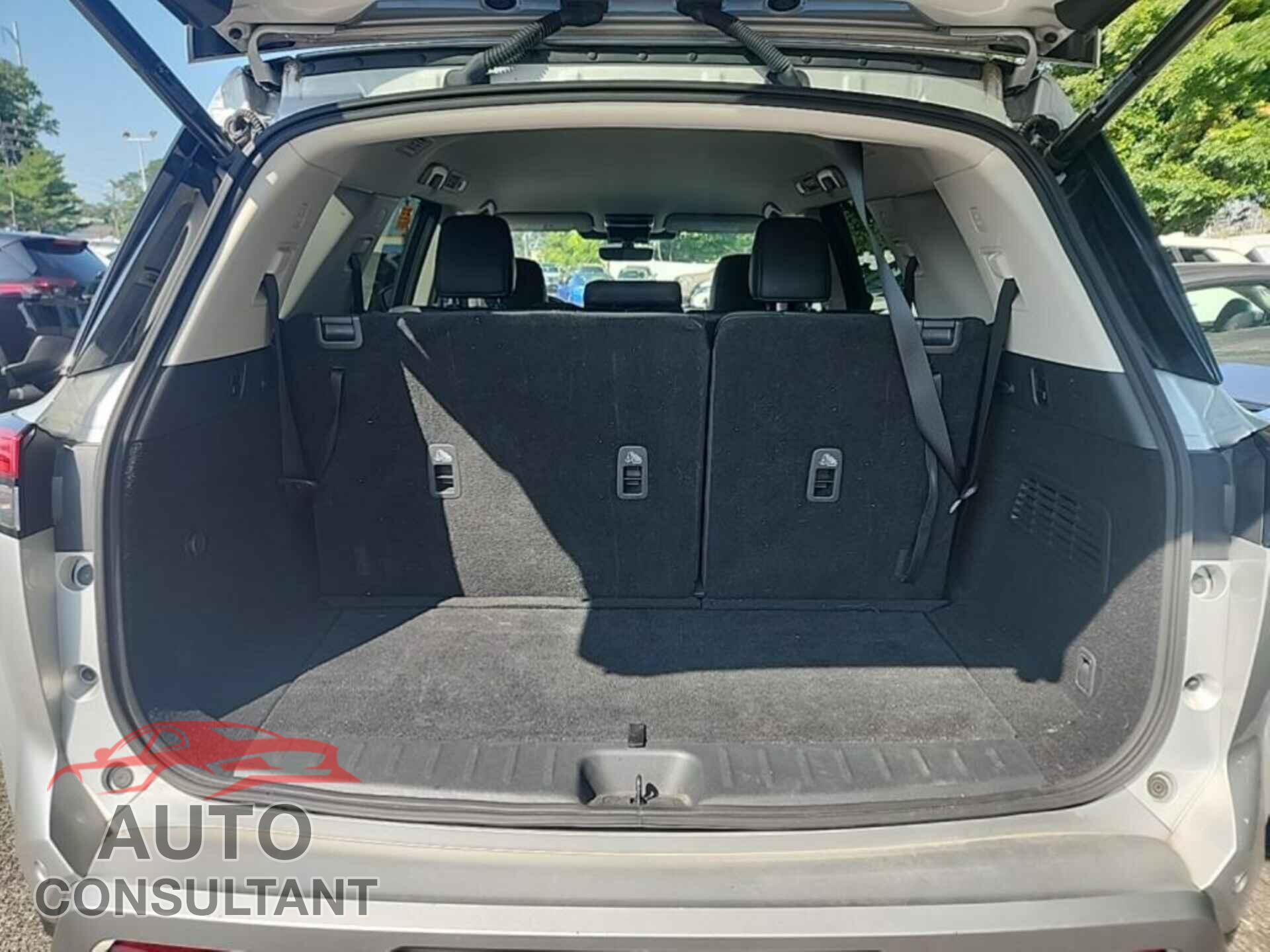 NISSAN PATHFINDER 2023 - 5N1DR3CC5PC201007