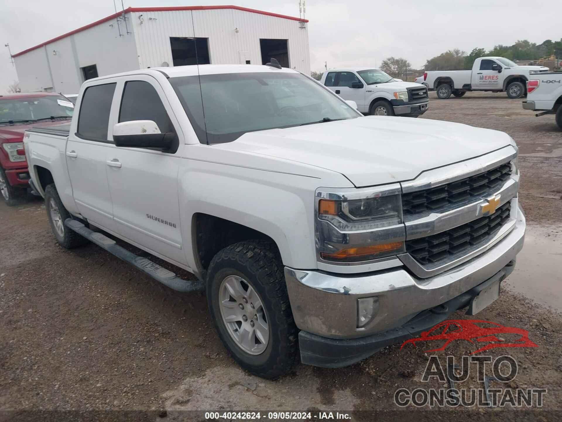 CHEVROLET SILVERADO 1500 2018 - 3GCUKREC7JG378302