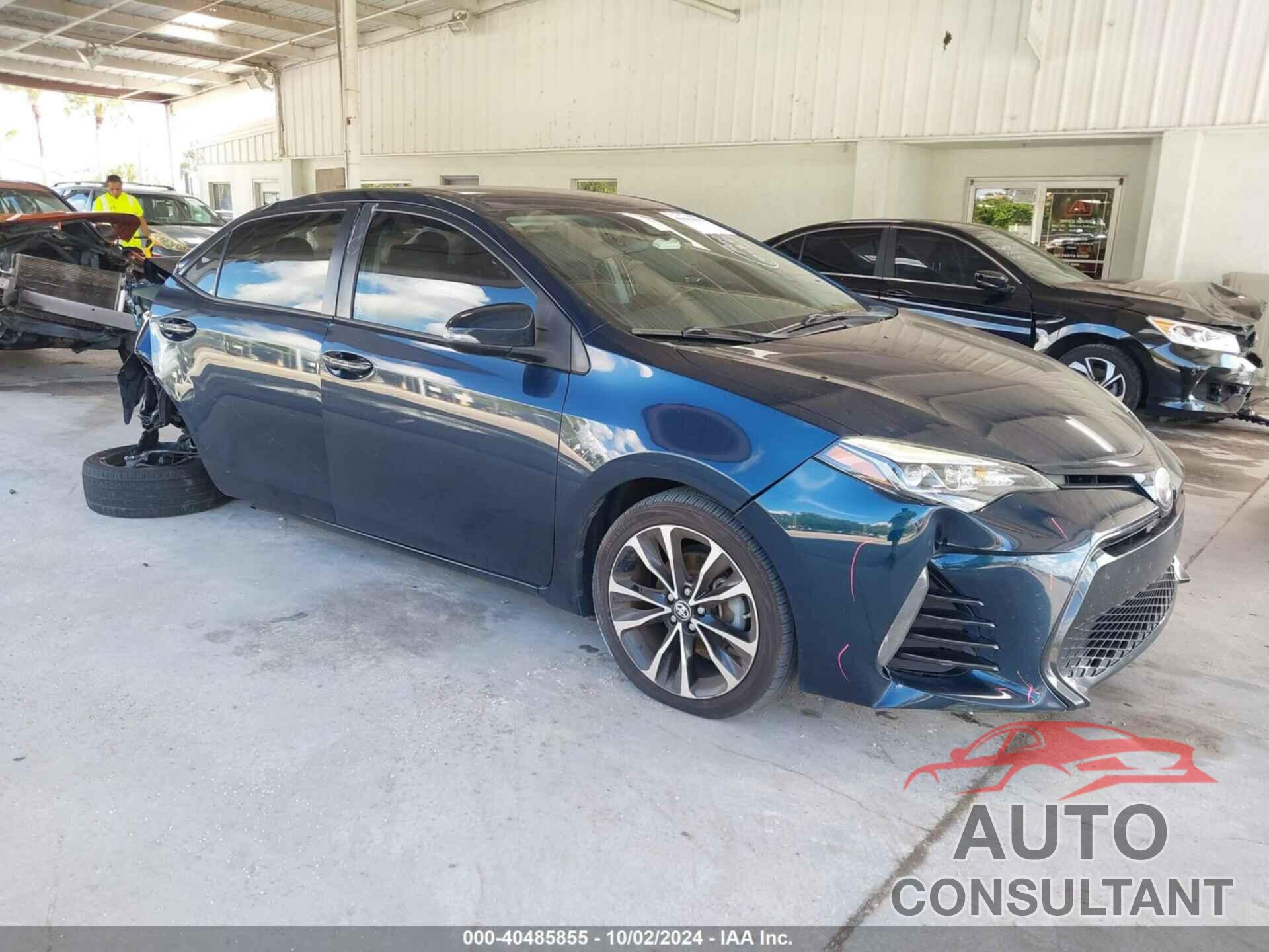 TOYOTA COROLLA 2018 - 5YFBURHE0JP747638