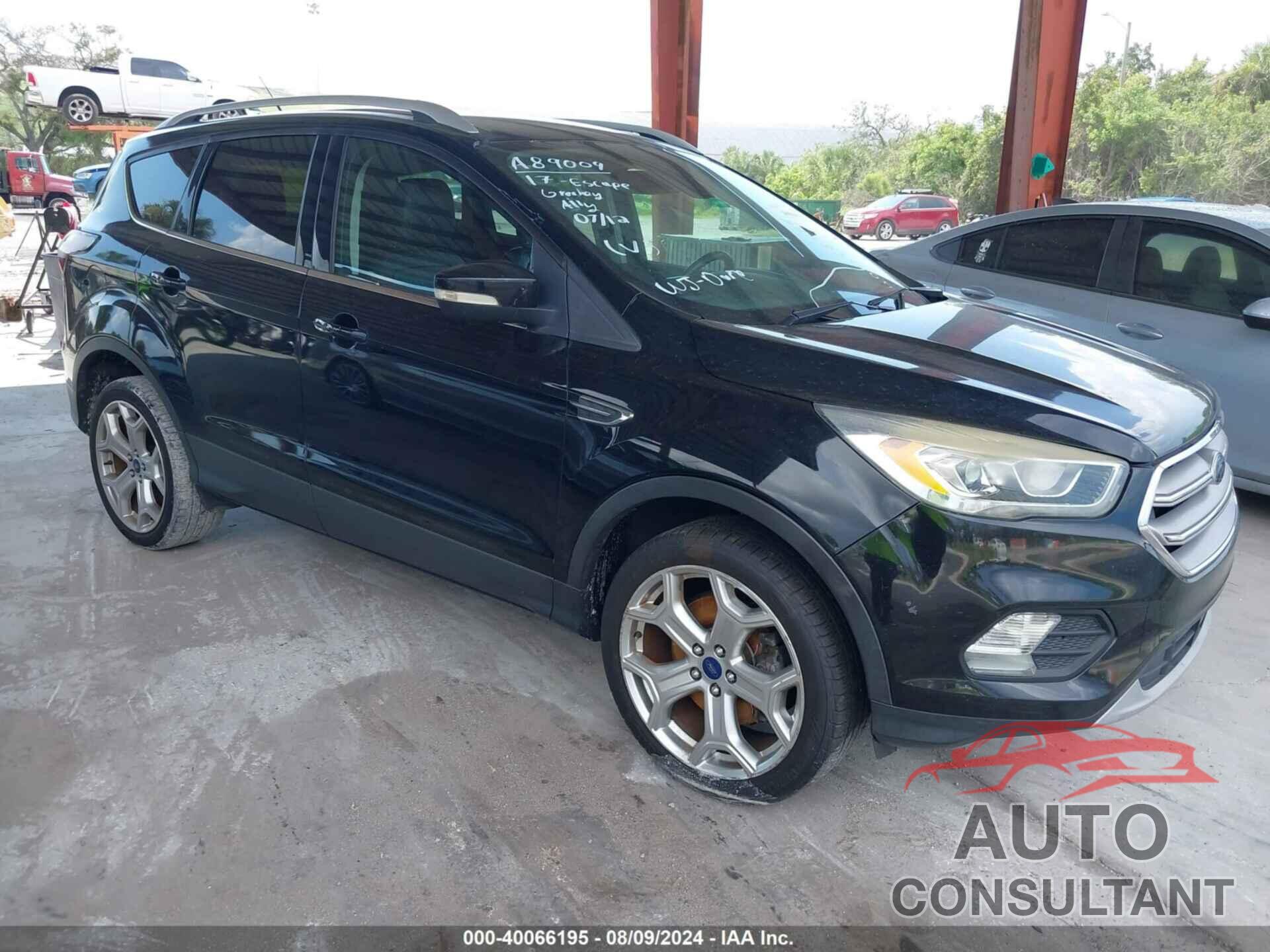 FORD ESCAPE 2017 - 1FMCU0J91HUA89009