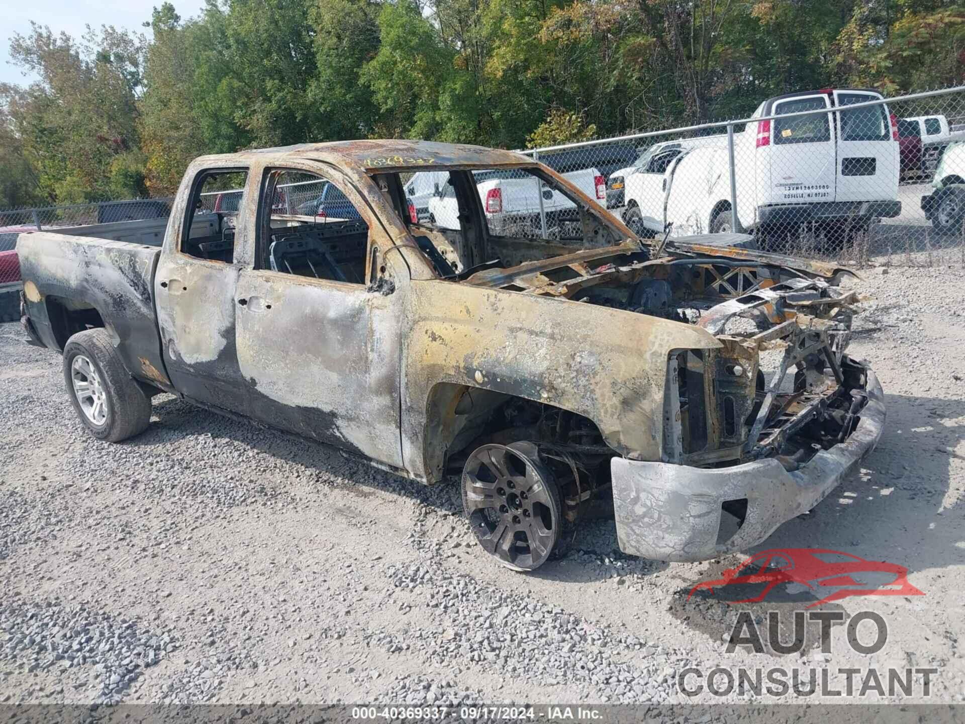 CHEVROLET SILVERADO 1500 2017 - 1GCVKREC6HZ106578