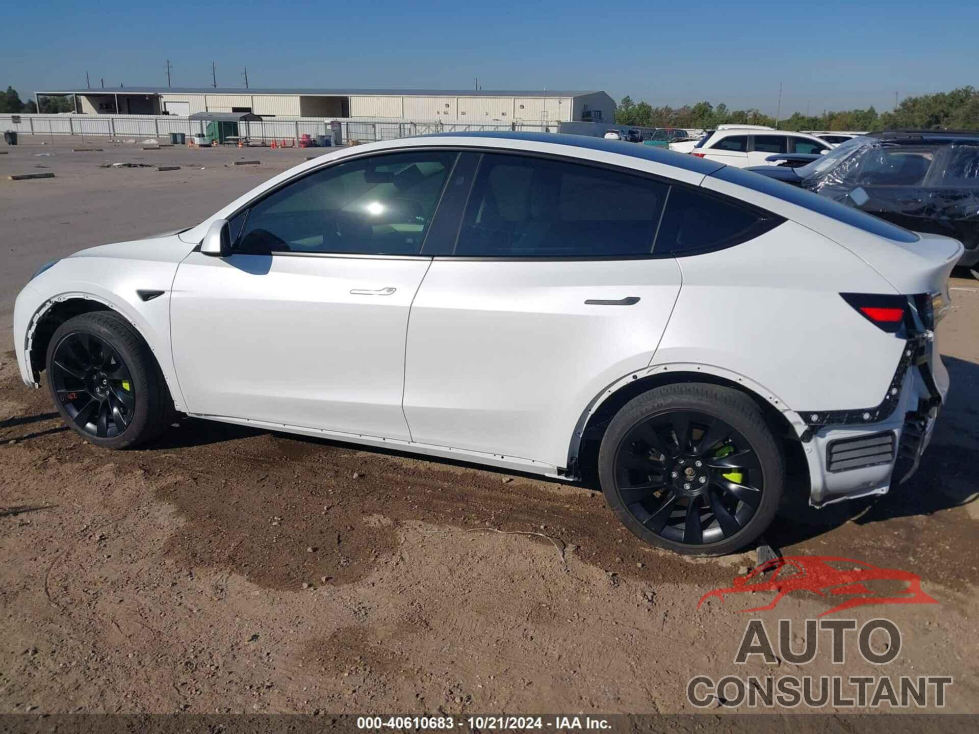 TESLA MODEL Y 2023 - 7SAYGDEE5PA148019