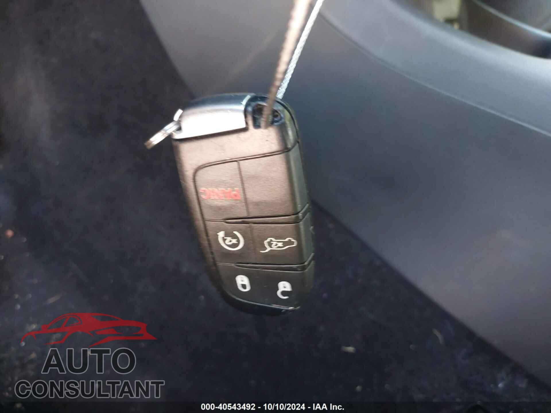 DODGE DURANGO 2018 - 1C4RDJDG5JC362401