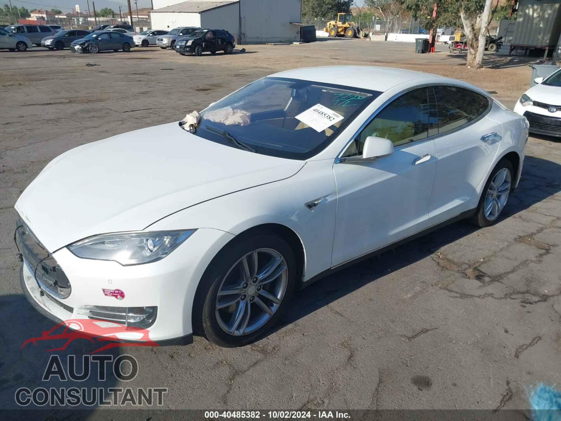 TESLA MODEL S 2013 - 5YJSA1CN1DFP22331
