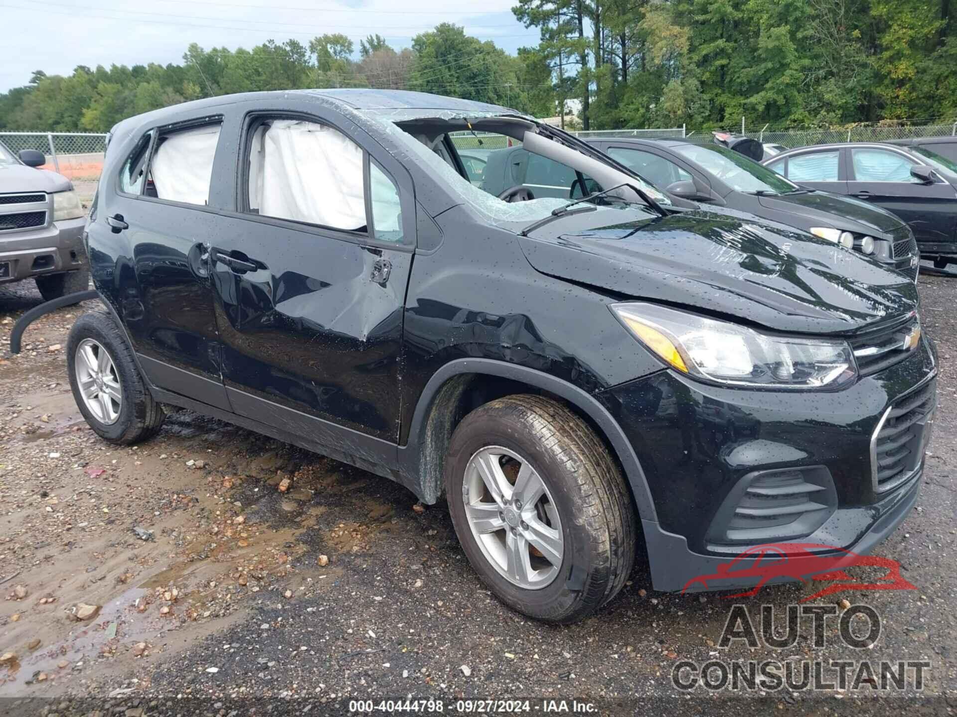 CHEVROLET TRAX 2019 - 3GNCJNSB7KL379761