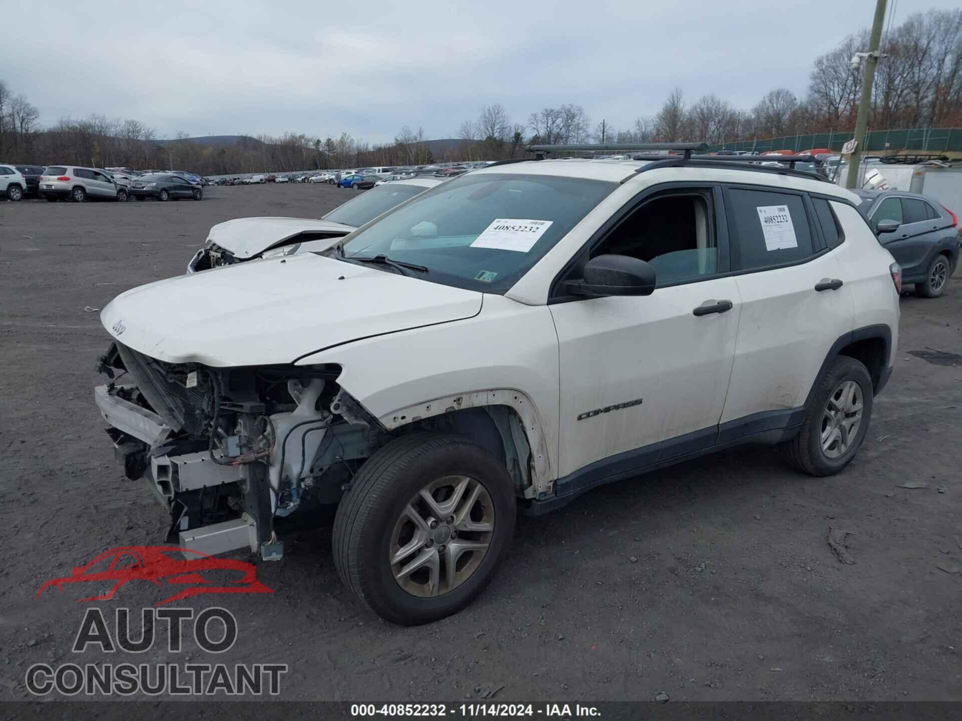 JEEP COMPASS 2018 - 3C4NJDAB7JT100191